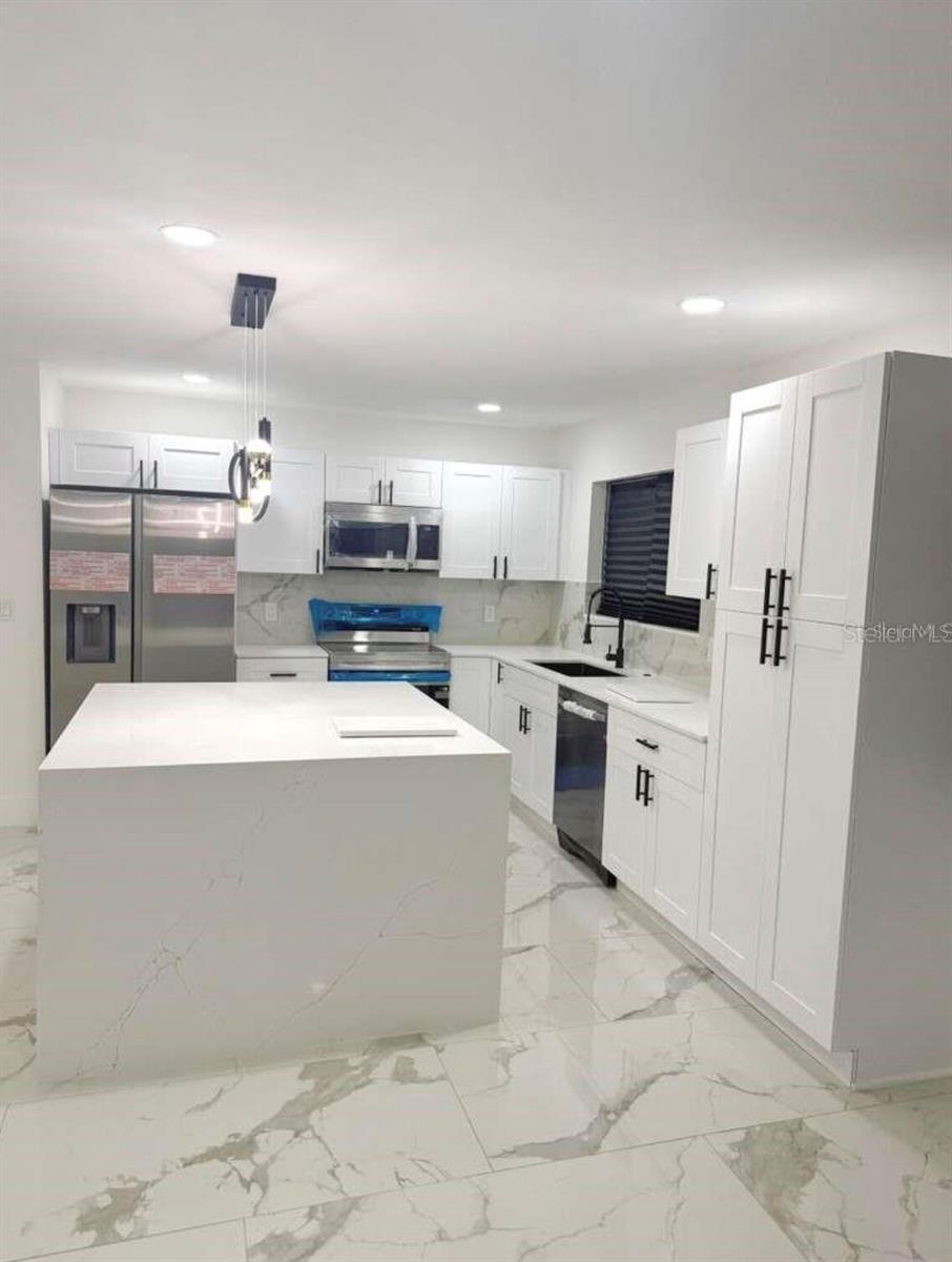 PORT MALABAR COUNTRY CLUB UNIT 07 - Residential Lease