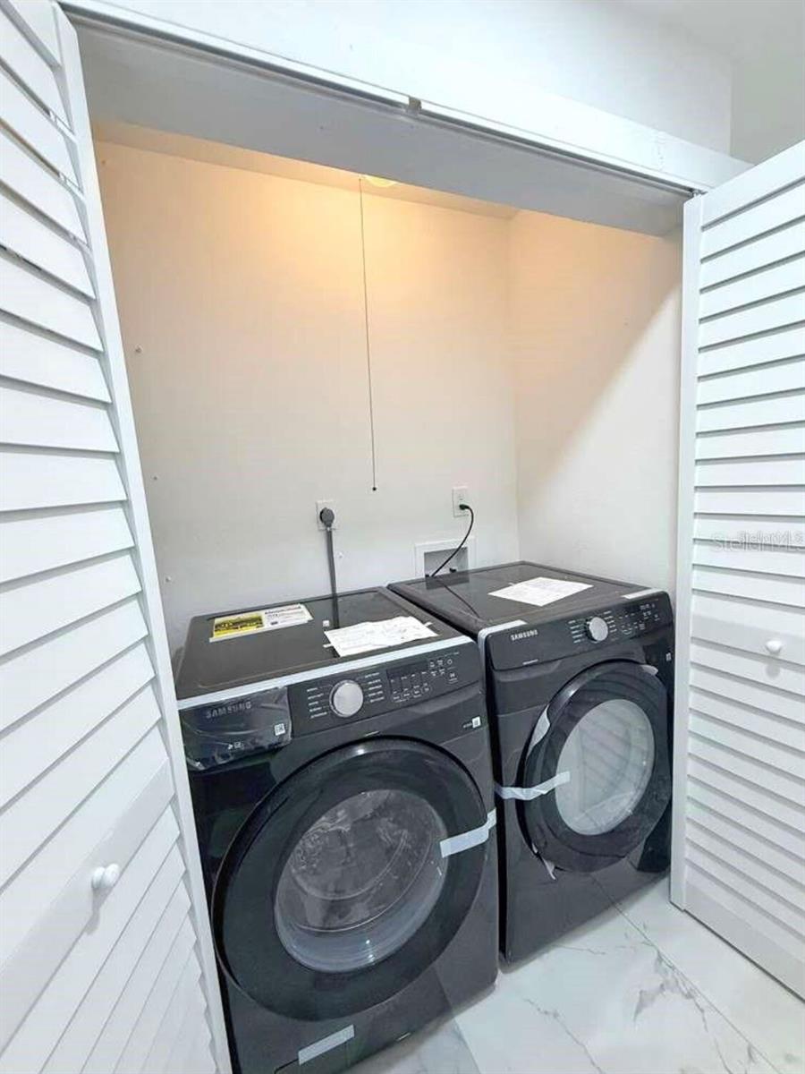 PORT MALABAR COUNTRY CLUB UNIT 07 - Residential Lease