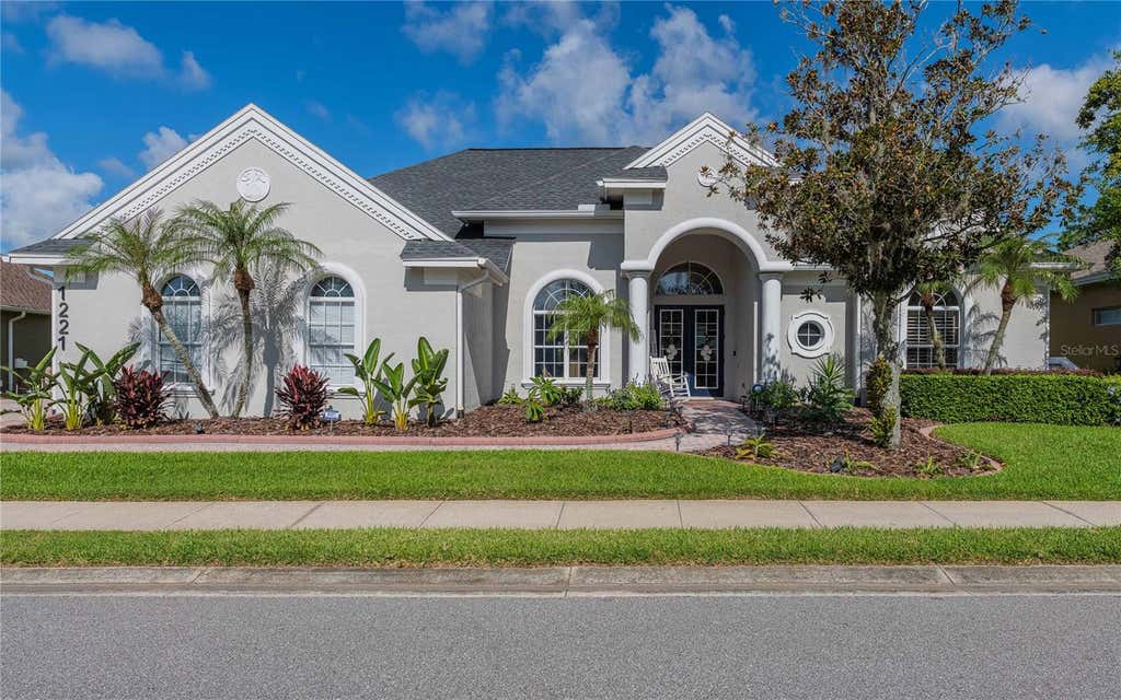 Photo of 1221 Vista Hills Drive, Lakeland, FL 33813 (MLS # L4964307)