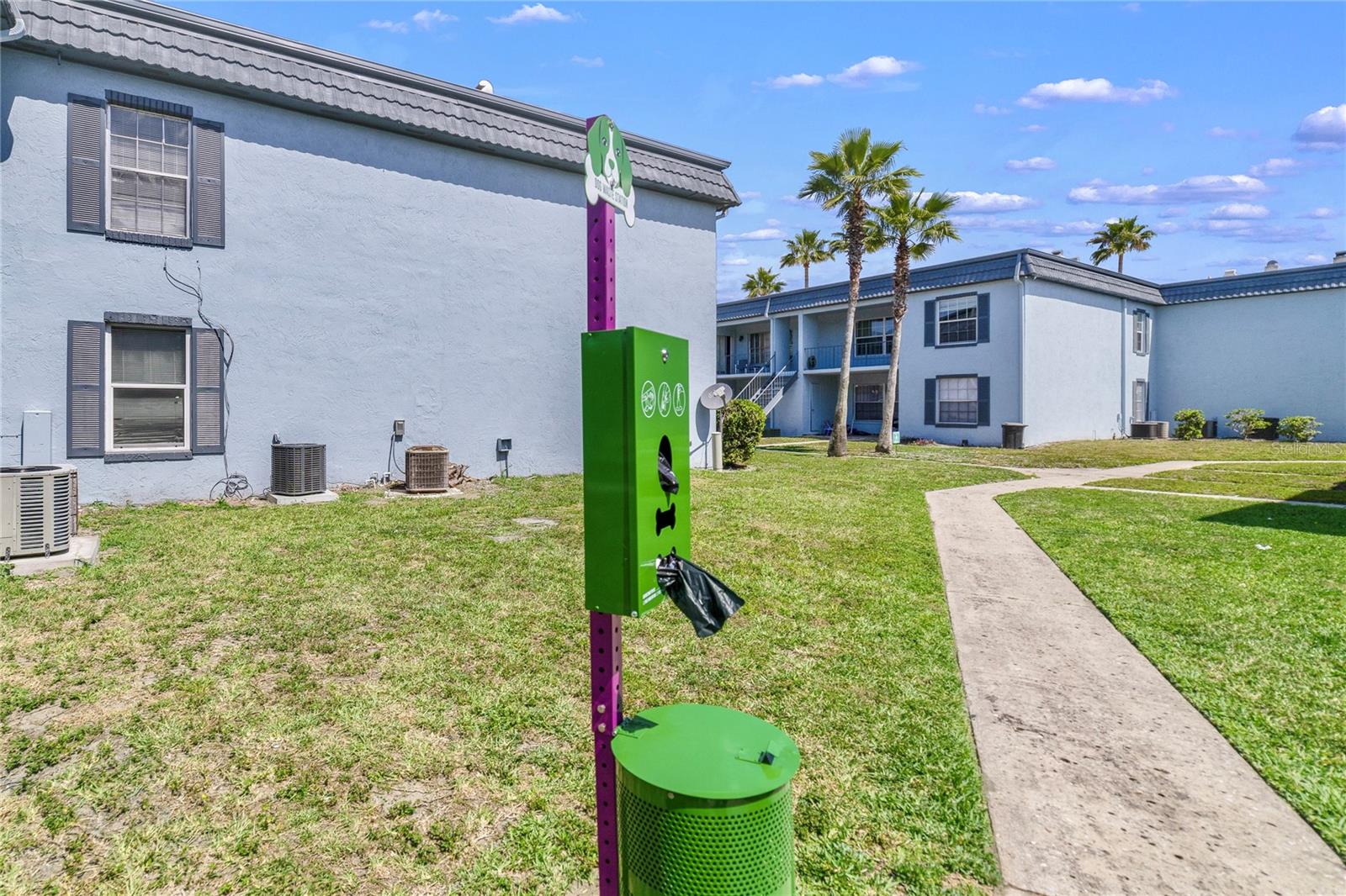 HACIENDA DEL SOL - Residential