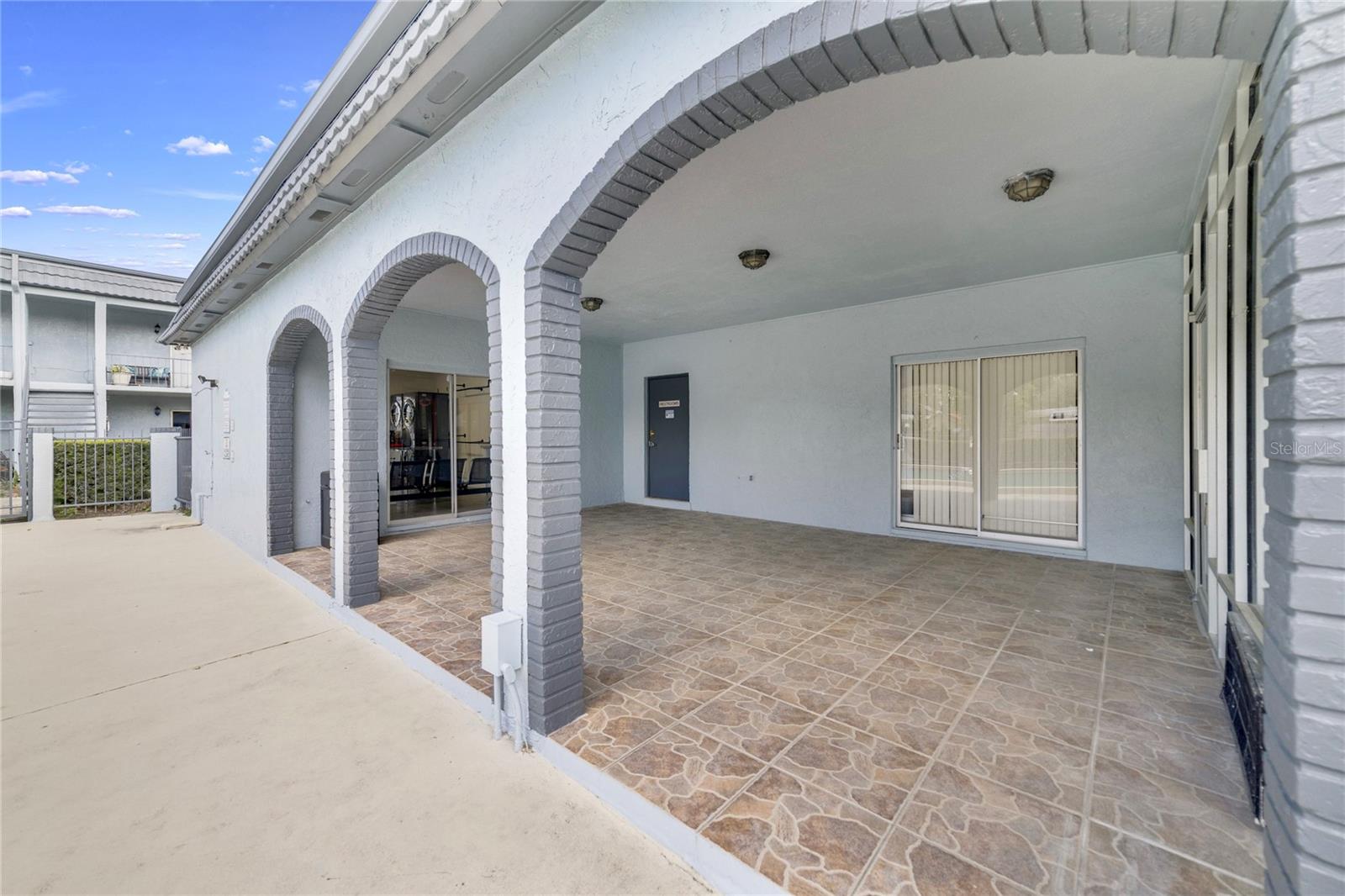 HACIENDA DEL SOL - Residential