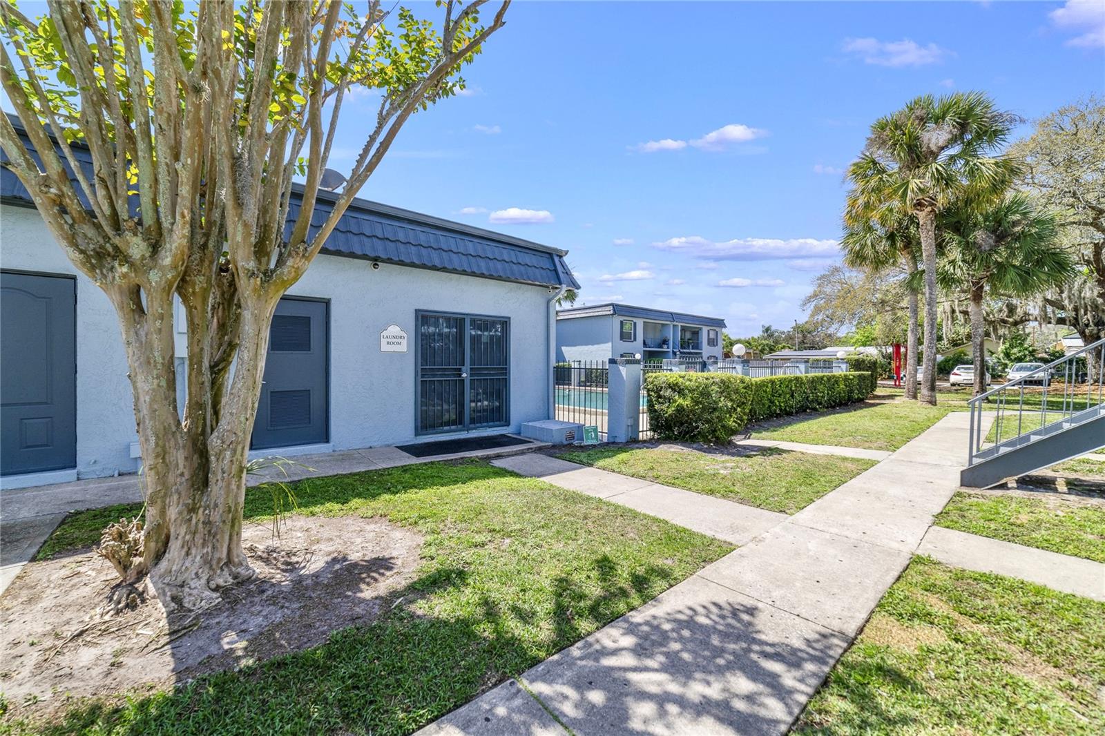 HACIENDA DEL SOL - Residential