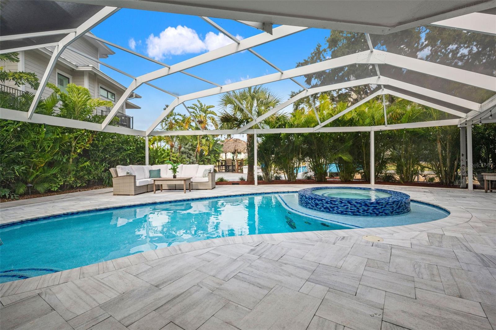 BAYWOOD SHORES - Residential