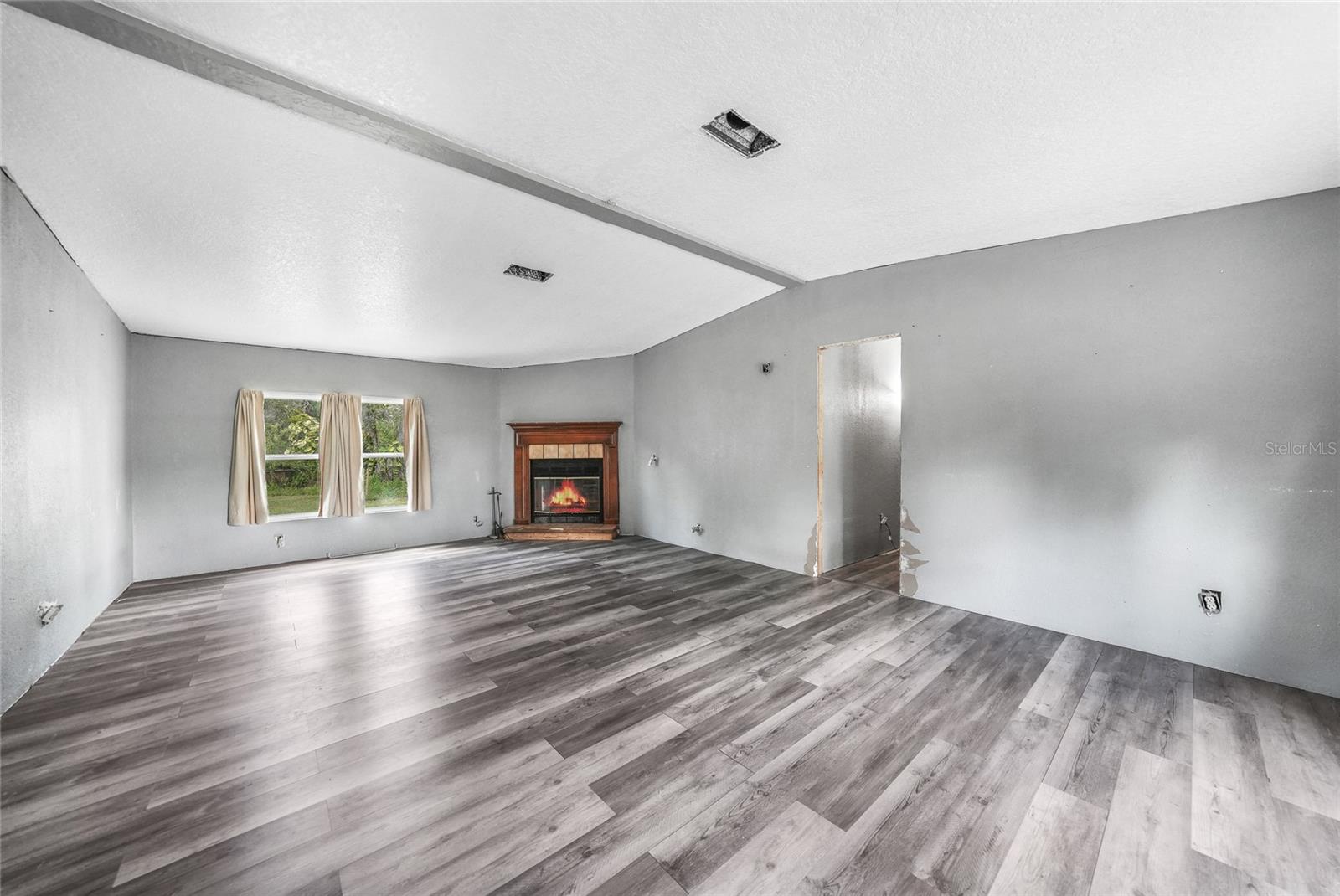 4865 NW DILL ROAD