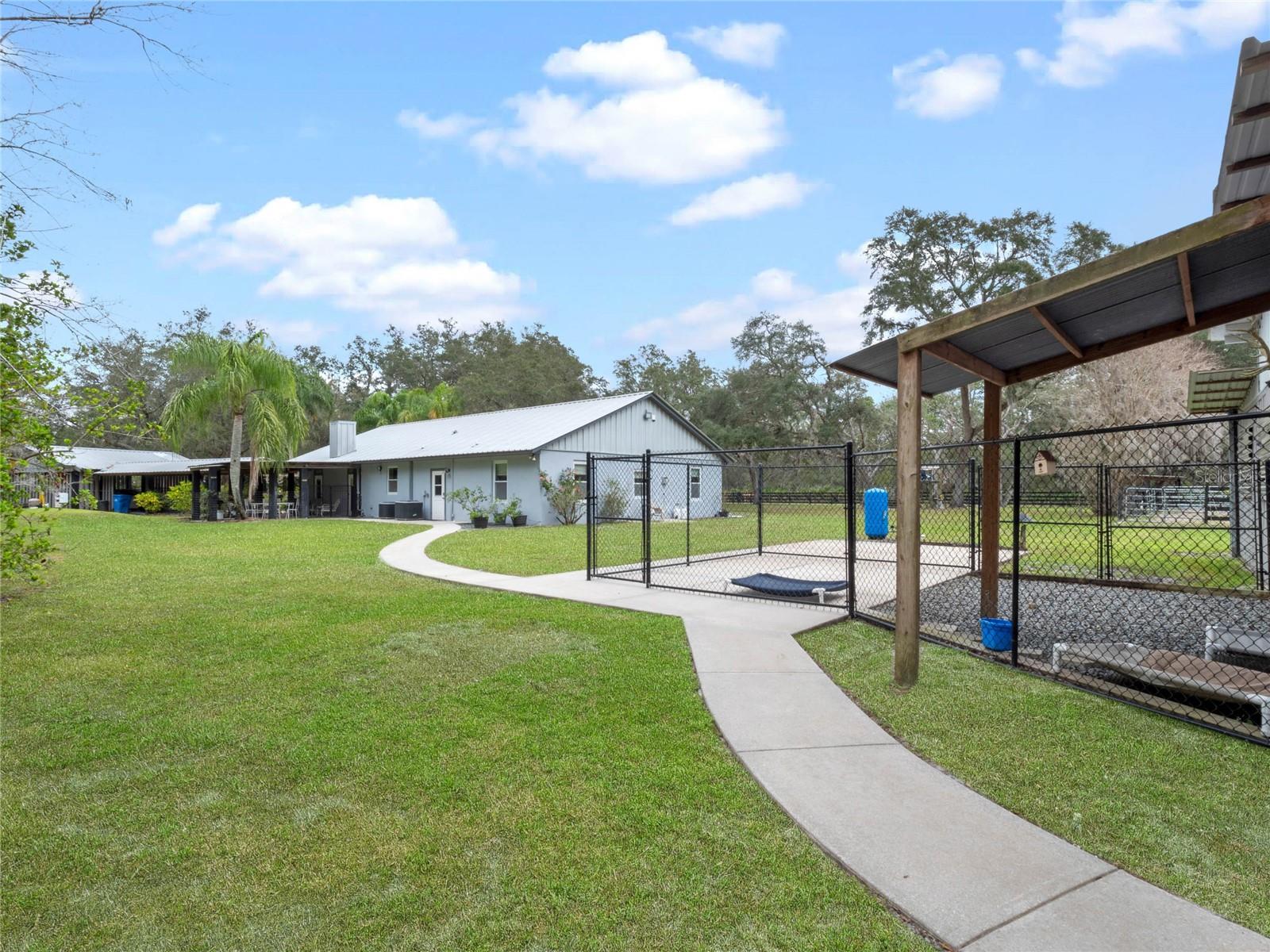 NO SUBDIVISION - Residential