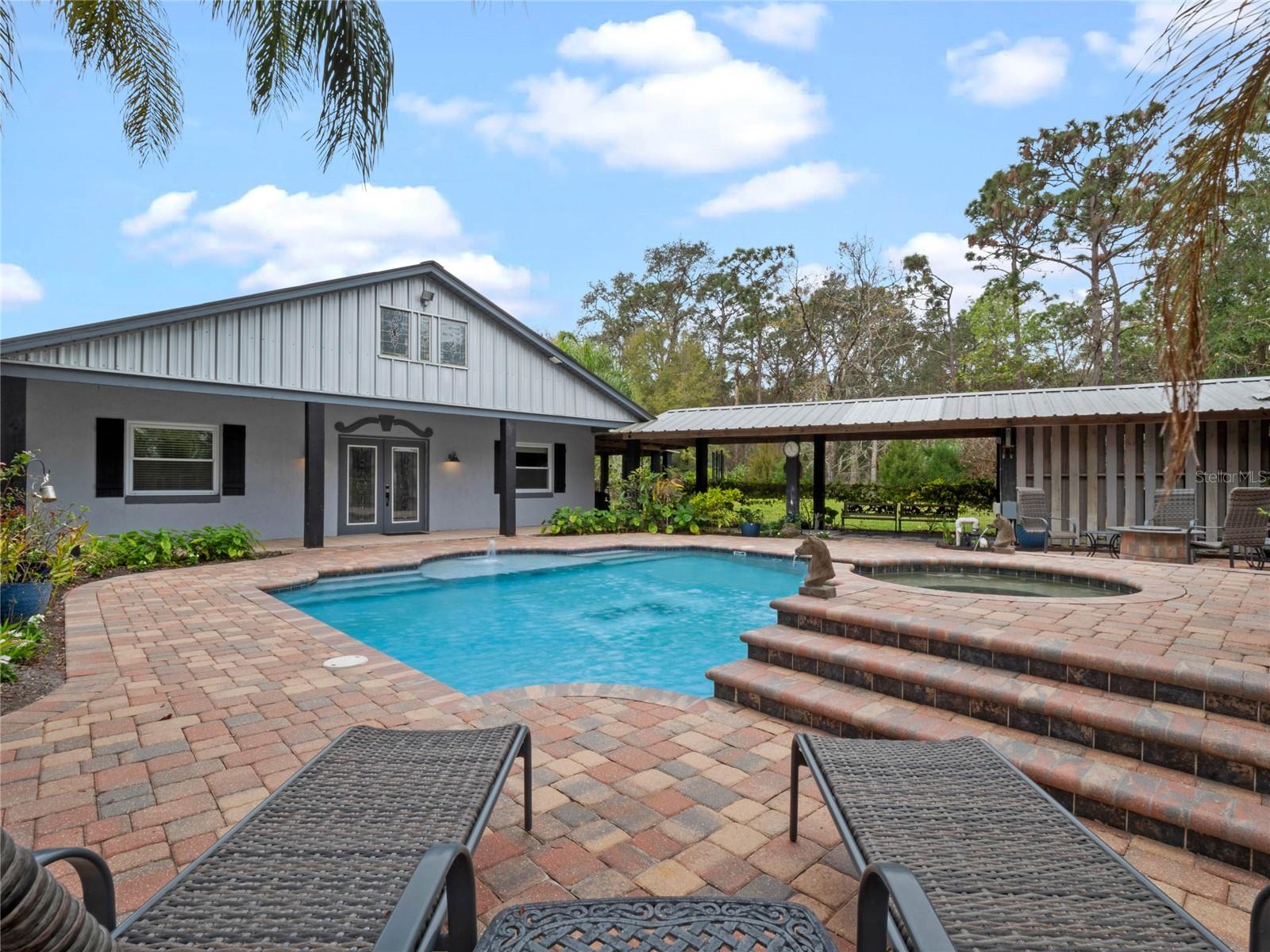 1715 FERN PARK DRIVE