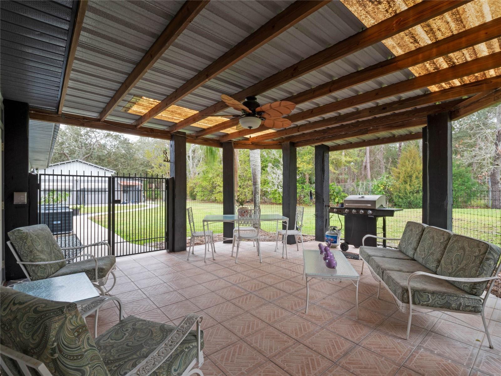 NO SUBDIVISION - Residential