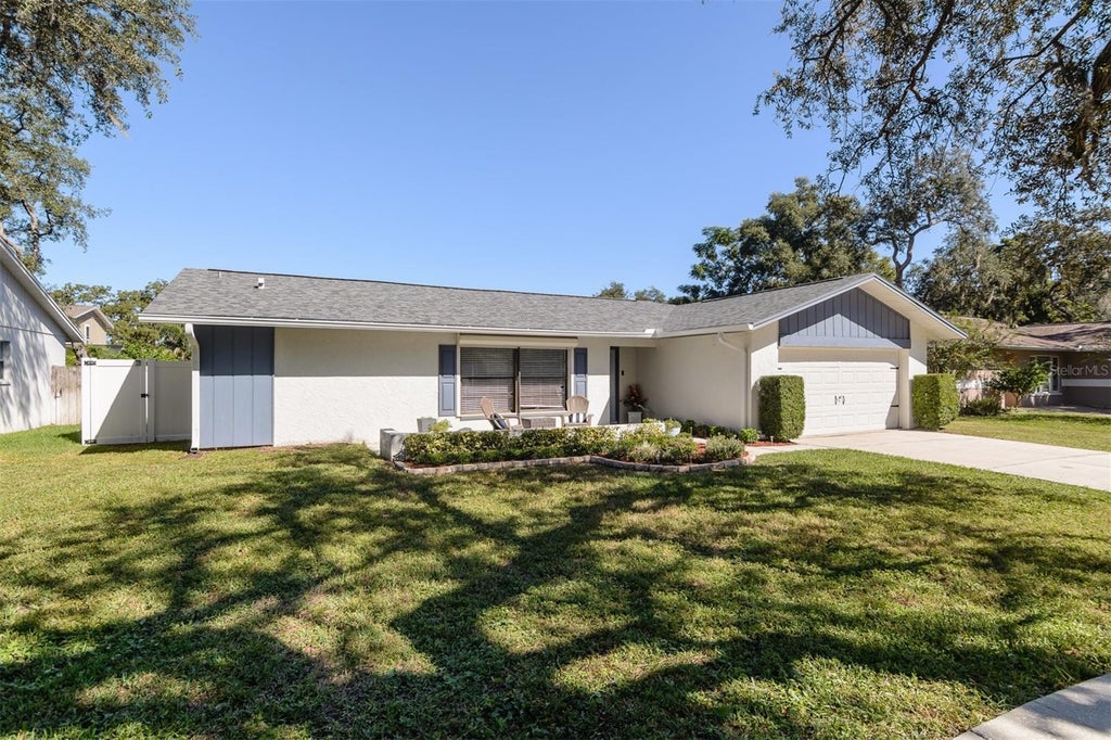 Photo of 57 Harbor Oaks Circle, Safety Harbor, FL 34695 (MLS # TB8560395)