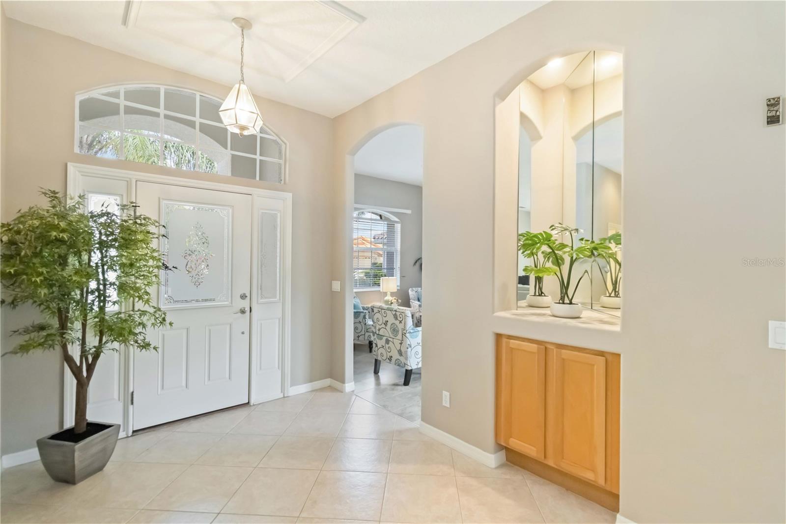 HAMPTONS - Residential