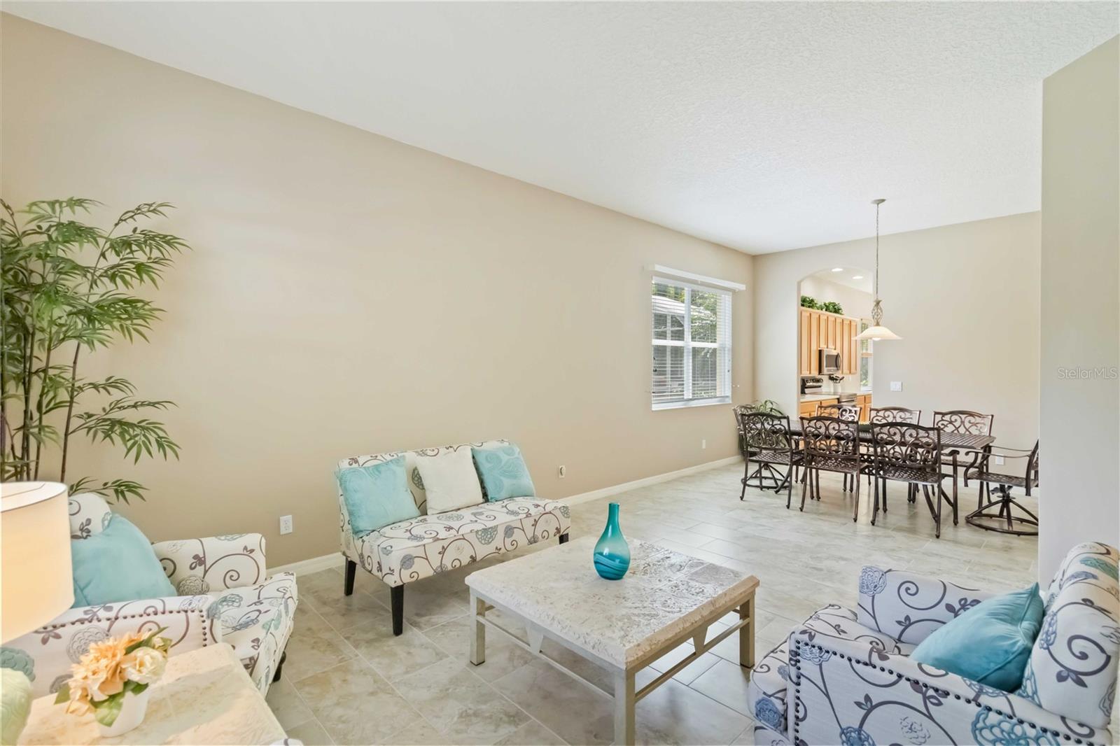 HAMPTONS - Residential
