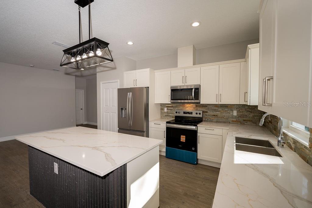 DAYTONA PARK ESTATES SEC F - Residential