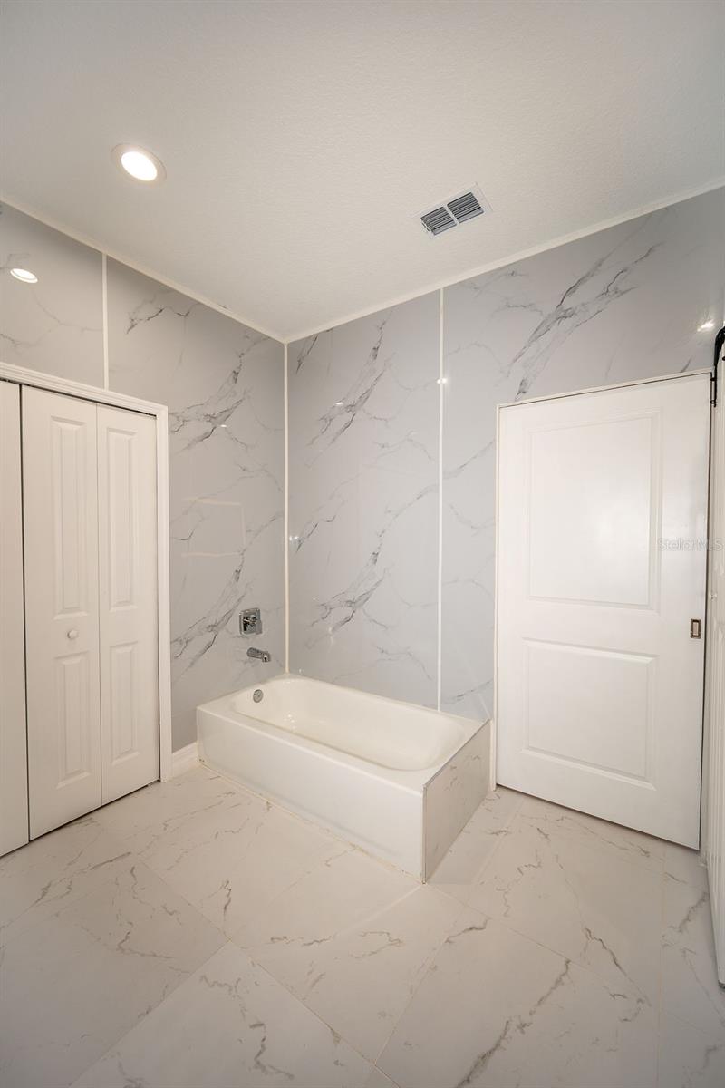 DAYTONA PARK ESTATES SEC F - Residential