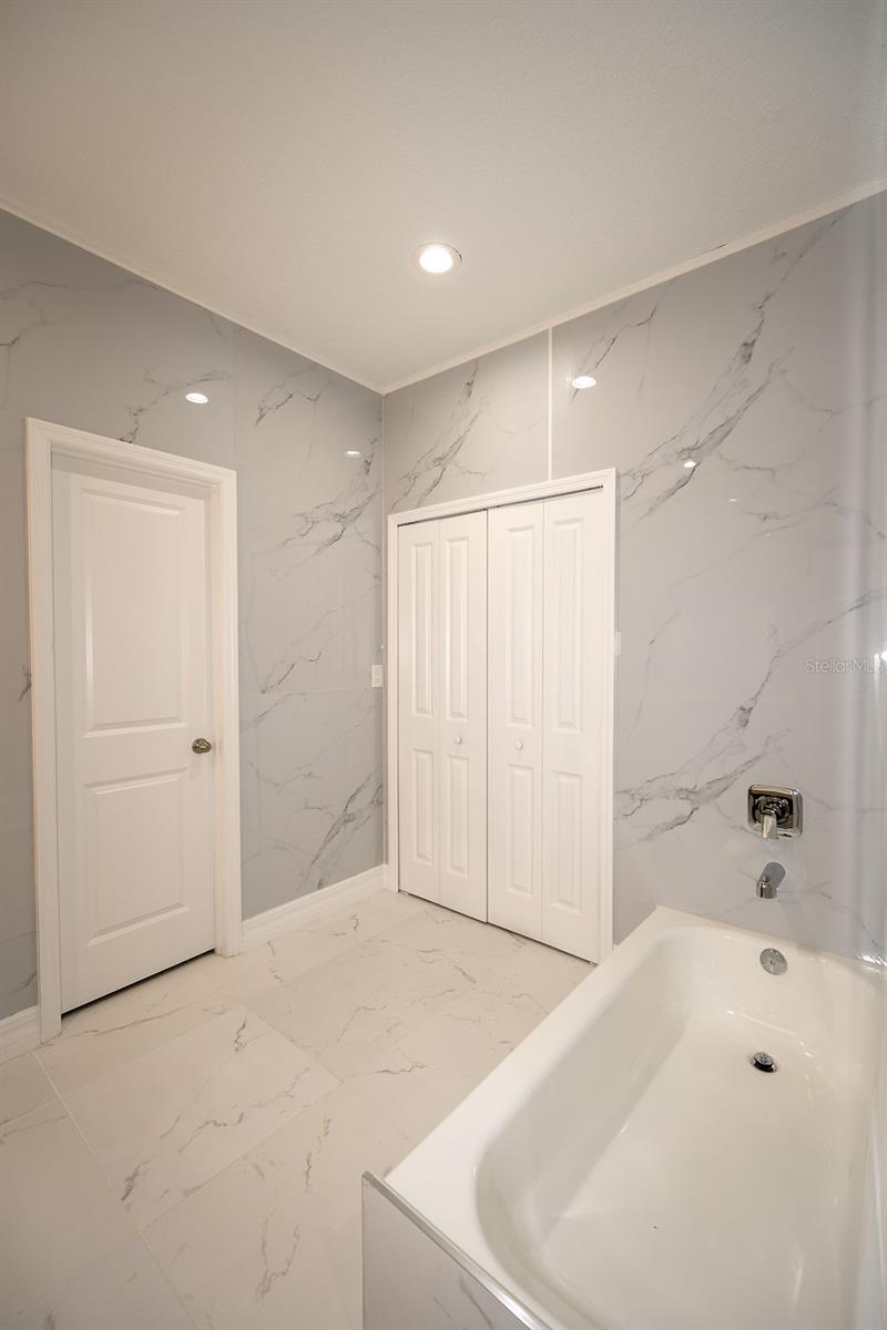 DAYTONA PARK ESTATES SEC F - Residential