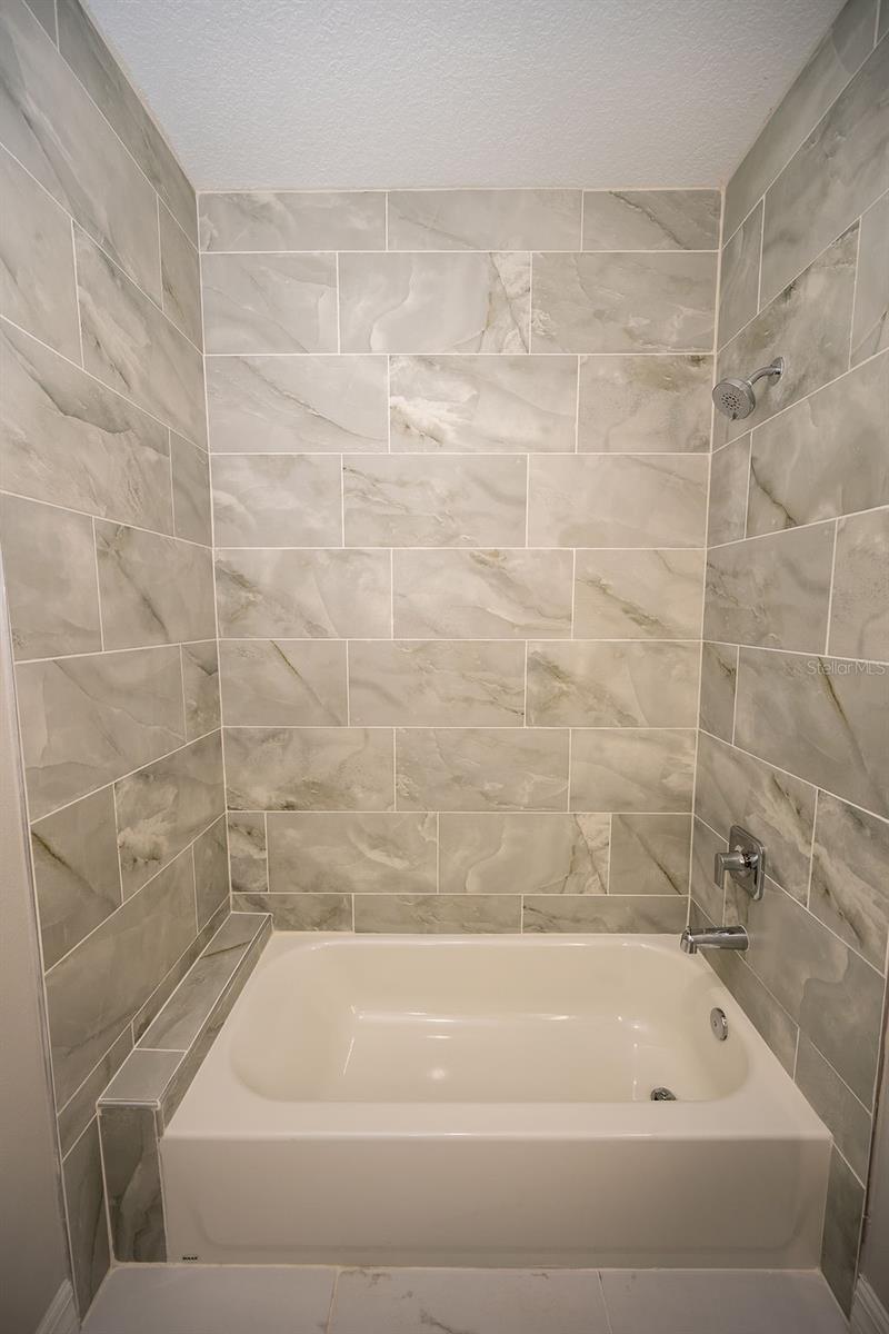 DAYTONA PARK ESTATES SEC F - Residential