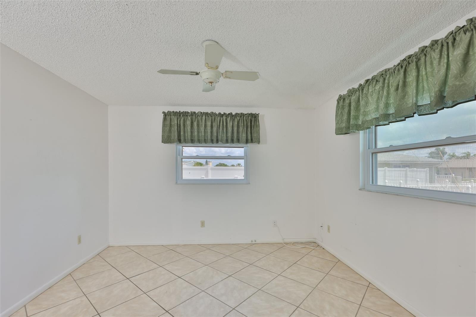 DEL WEBBS SUN CITY FLORIDA UN - Residential