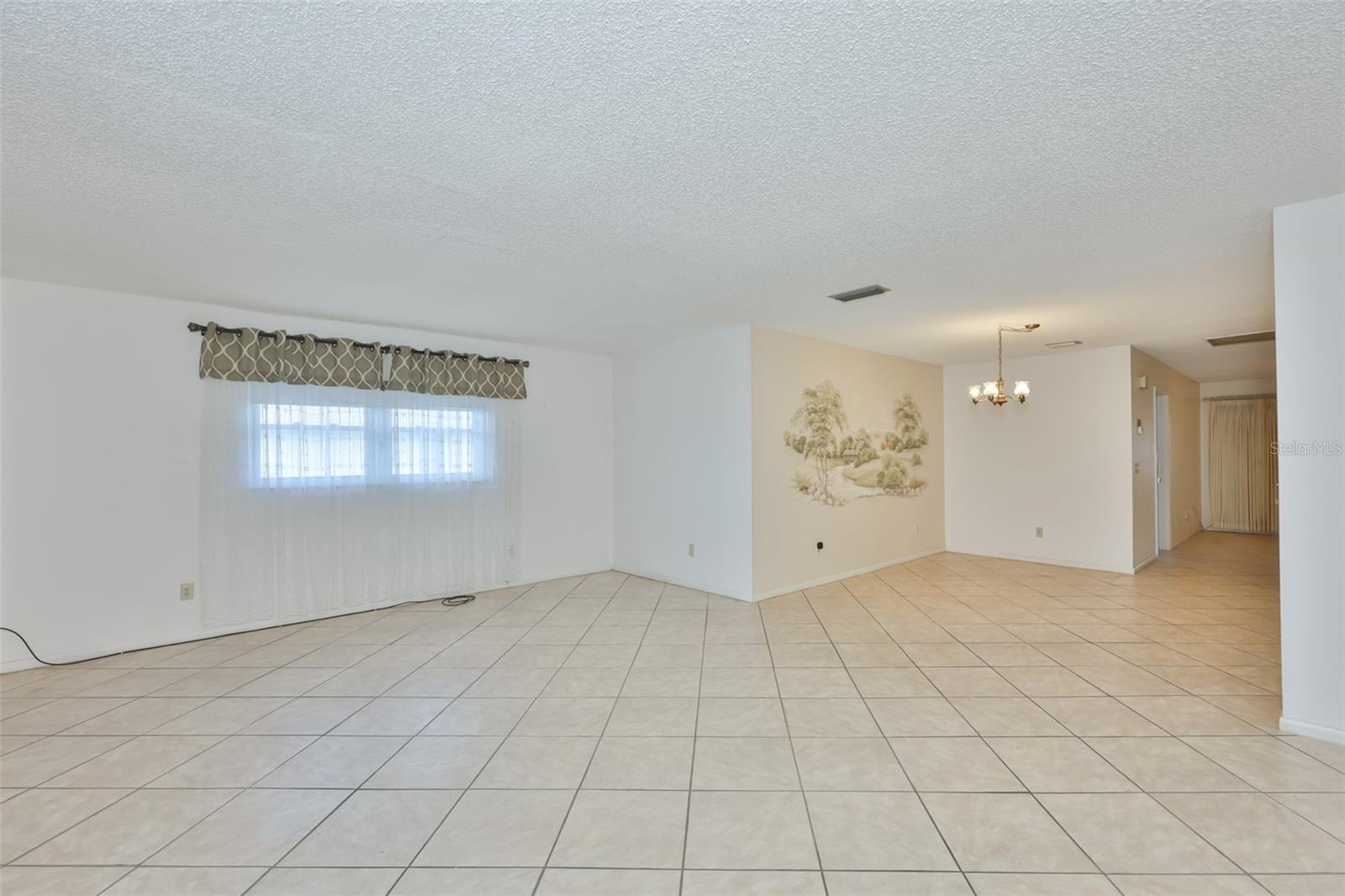 DEL WEBBS SUN CITY FLORIDA UN - Residential