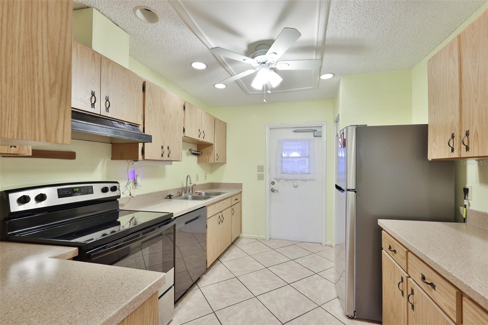 DEL WEBBS SUN CITY FLORIDA UN - Residential