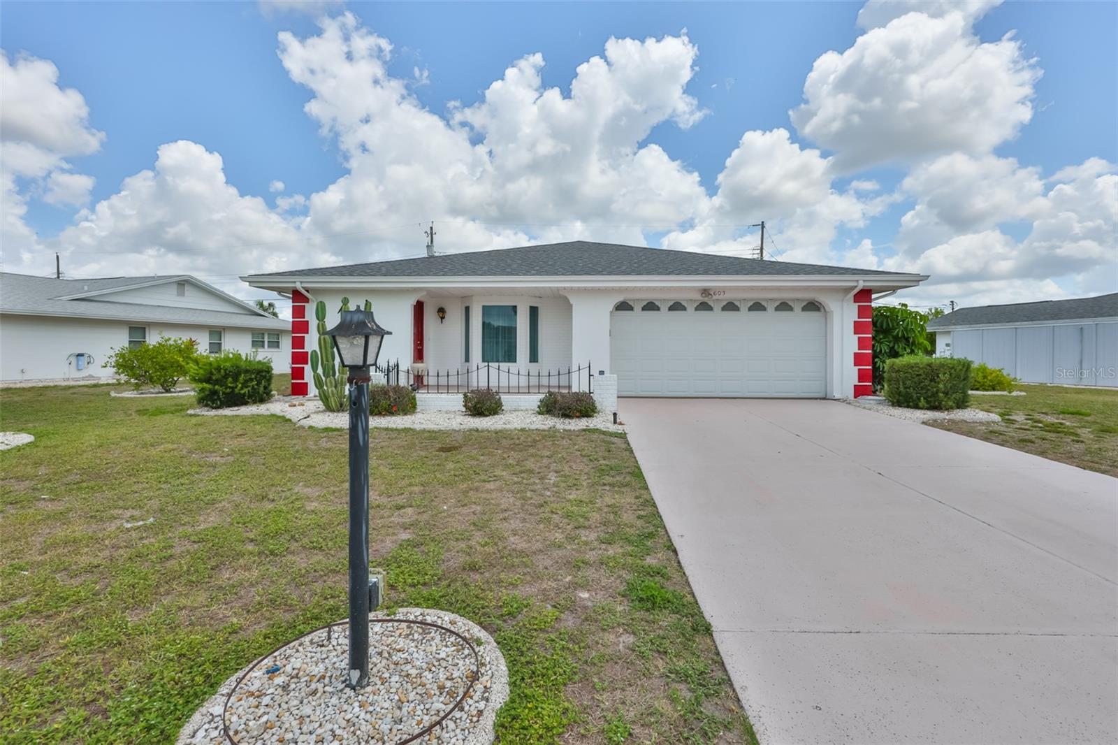 DEL WEBBS SUN CITY FLORIDA UN - Residential