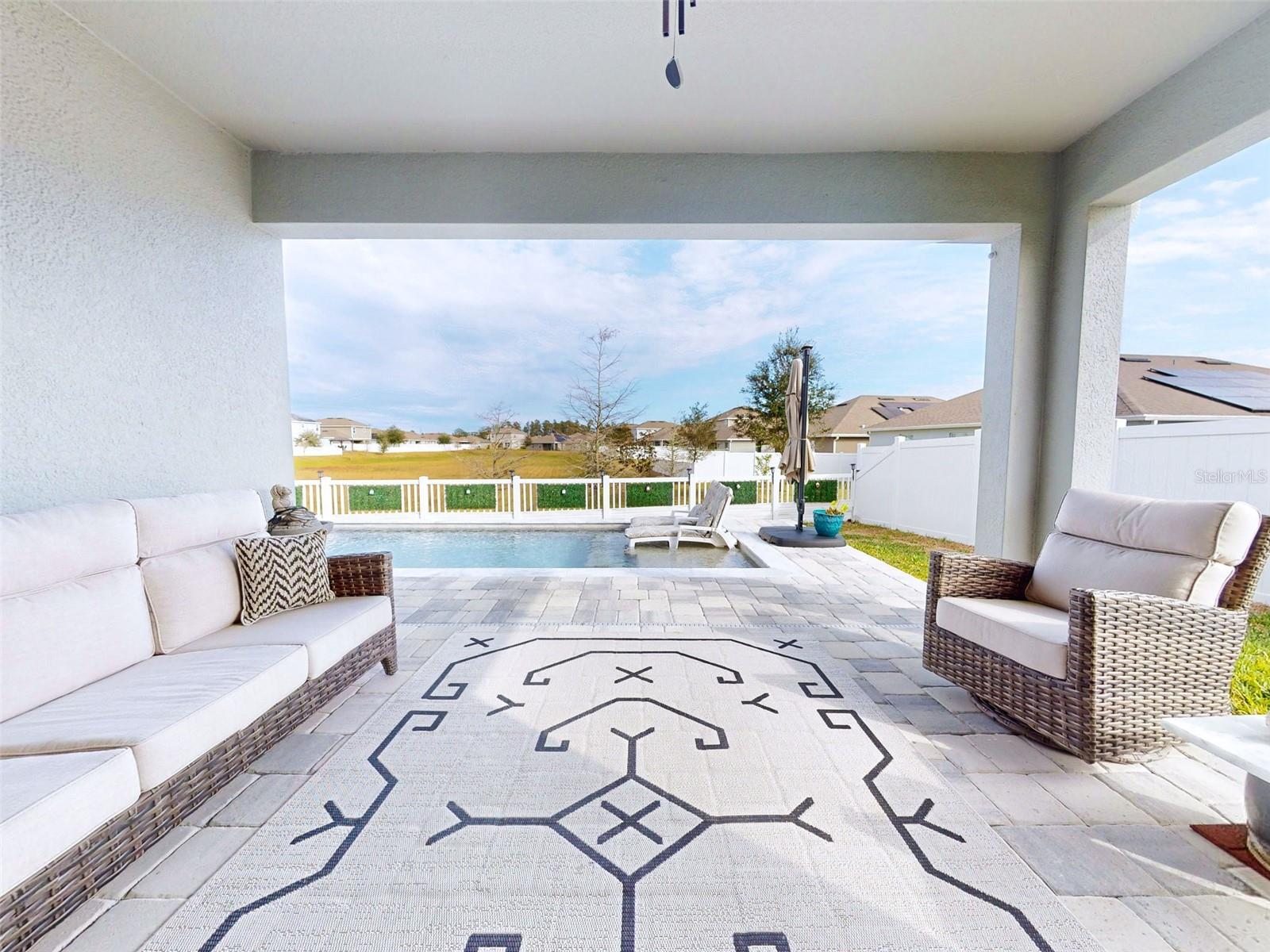 COMPASS LNDG - Residential