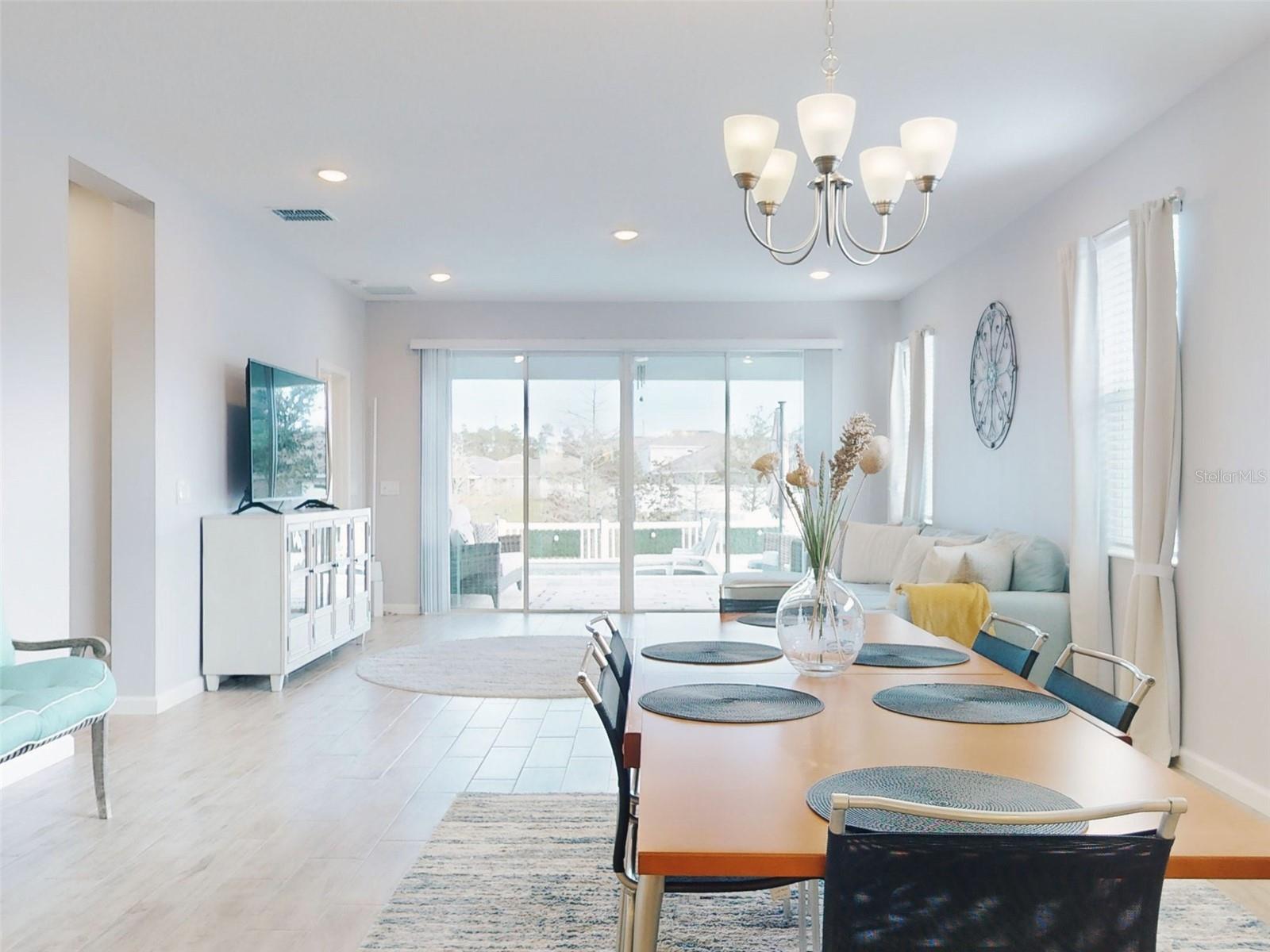 COMPASS LNDG - Residential