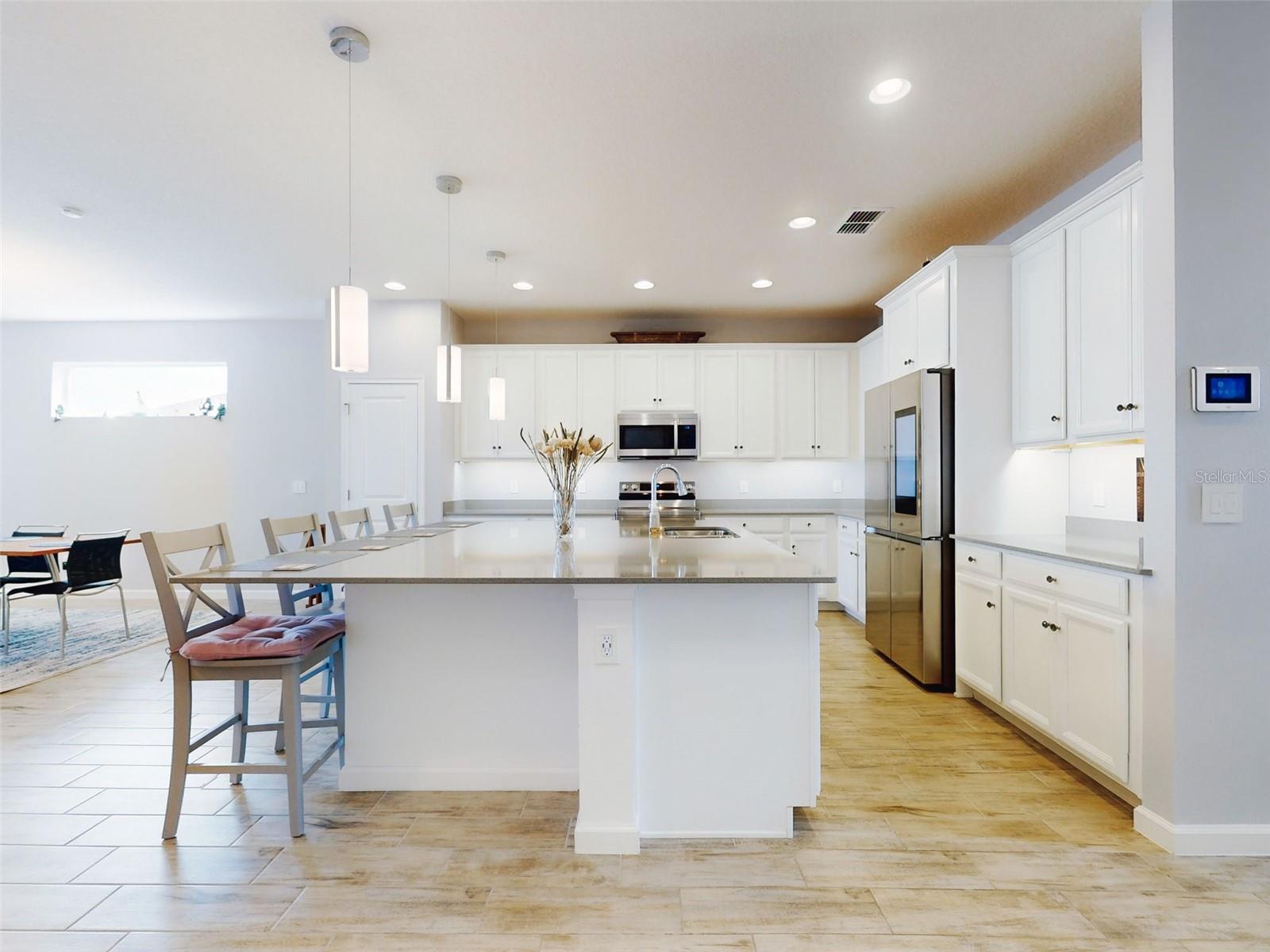 COMPASS LNDG - Residential