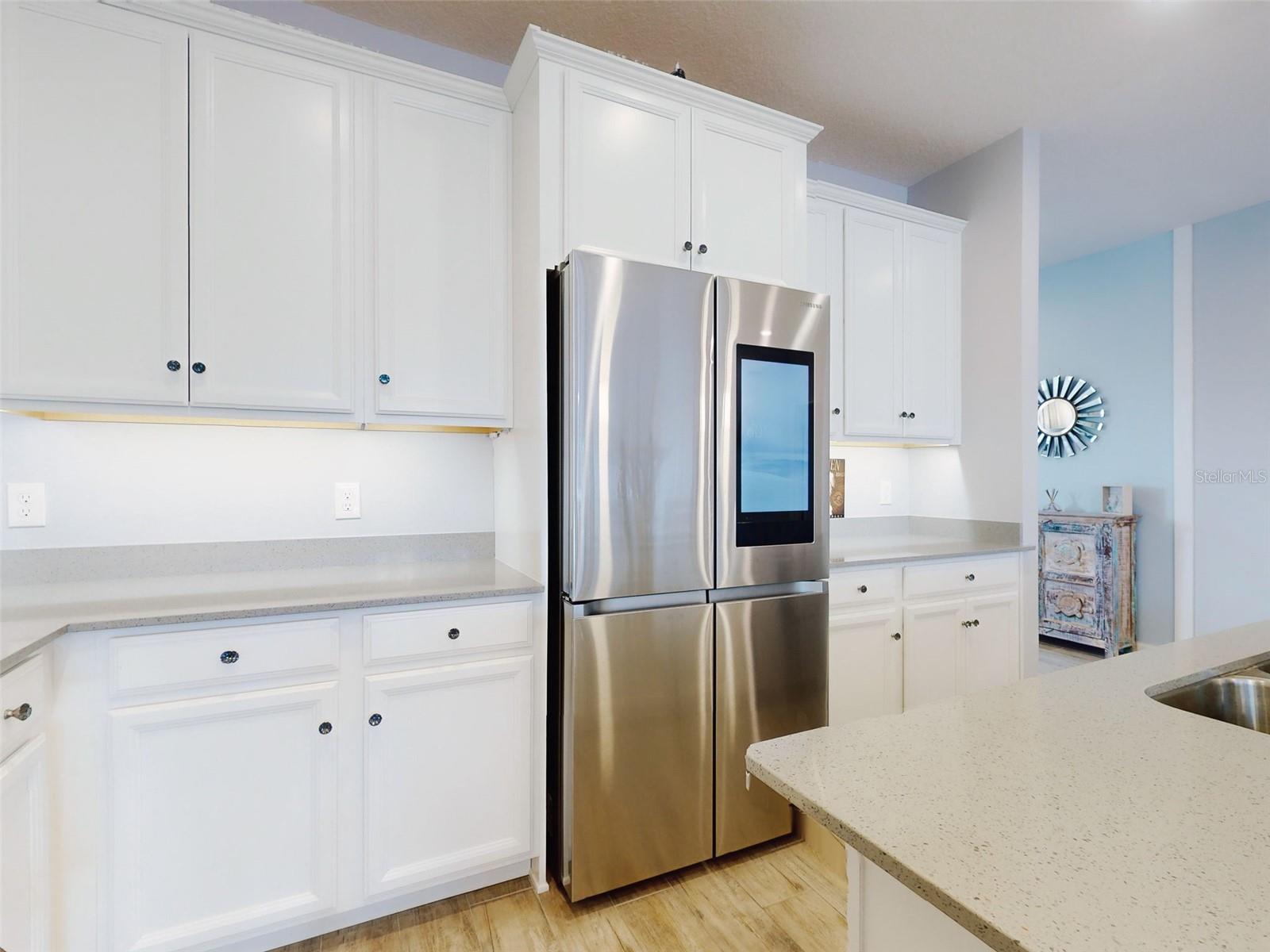 COMPASS LNDG - Residential