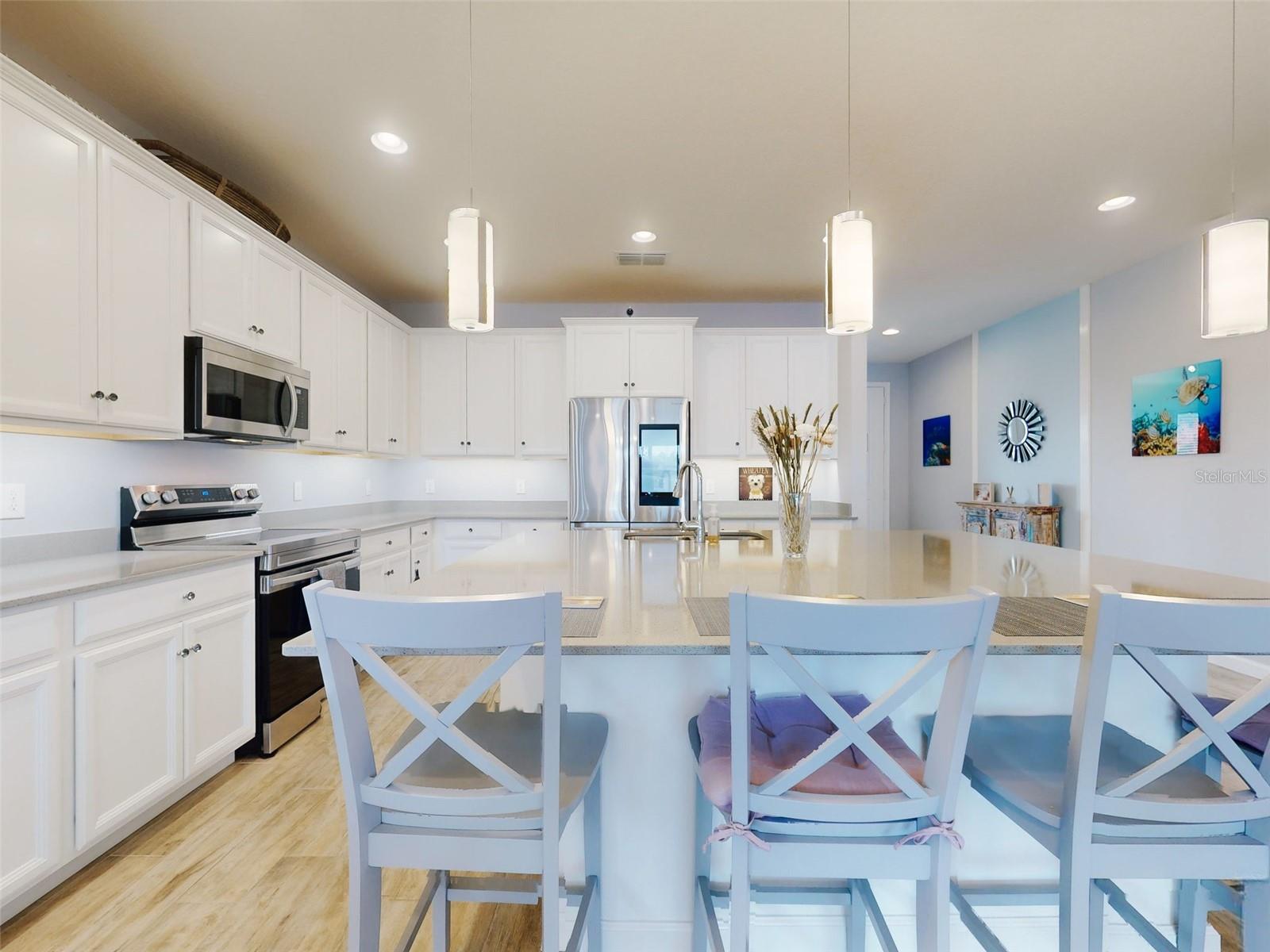 COMPASS LNDG - Residential