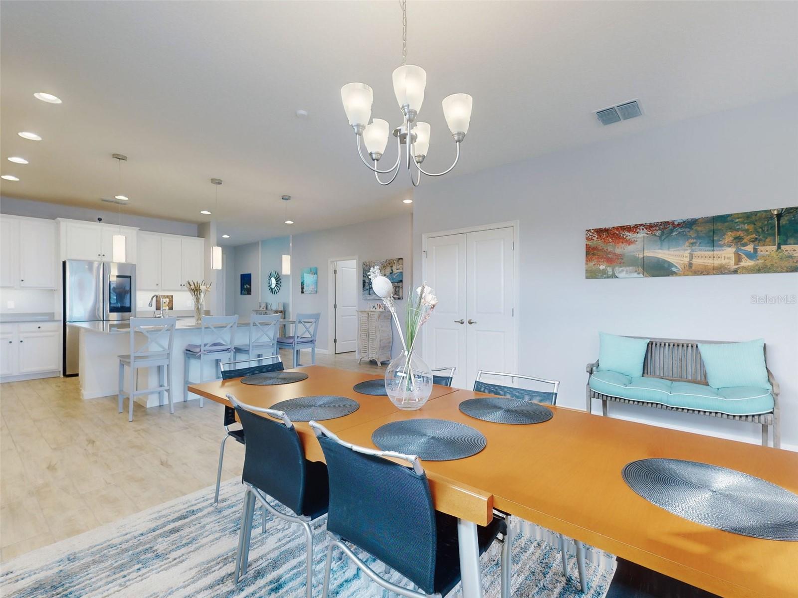 COMPASS LNDG - Residential