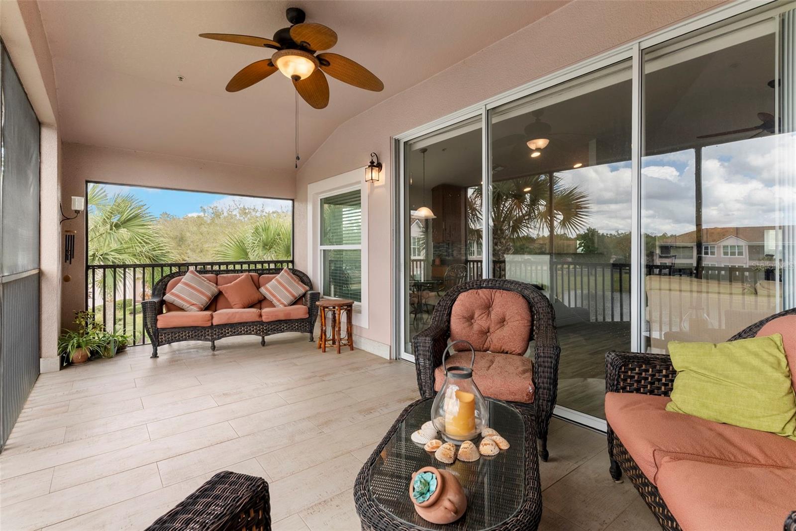 PROMENADE BELLA TRAE PH 15 - Residential