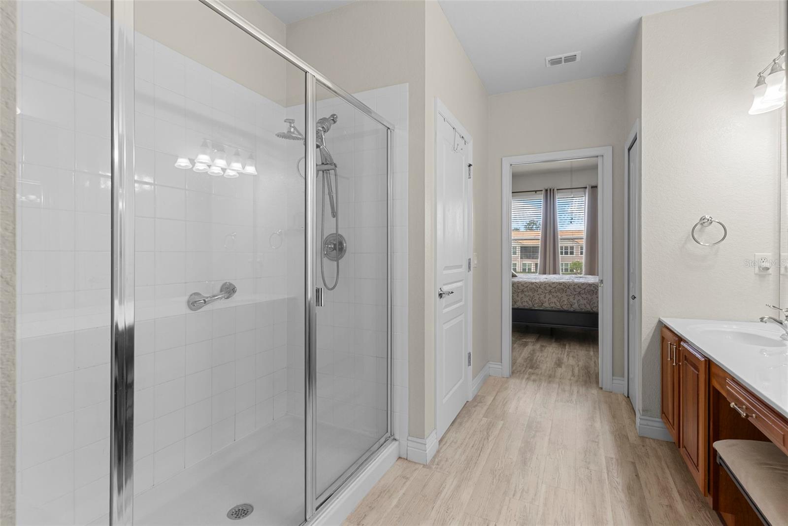 PROMENADE BELLA TRAE PH 15 - Residential