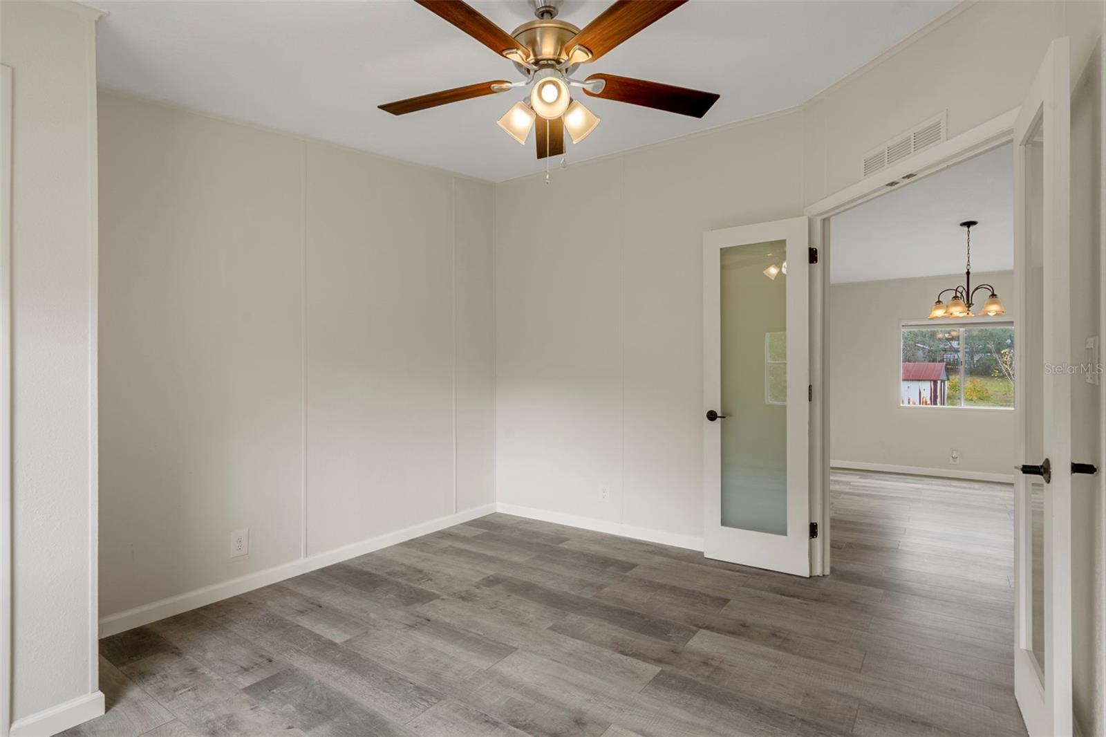 LEISURE HILLS SUB - Residential