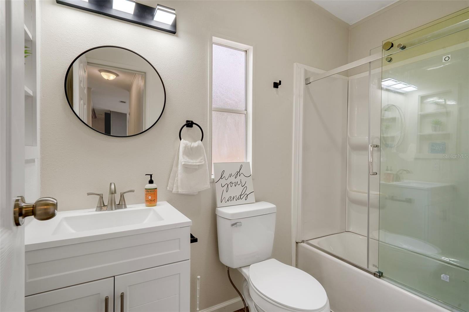 LEISURE HILLS SUB - Residential