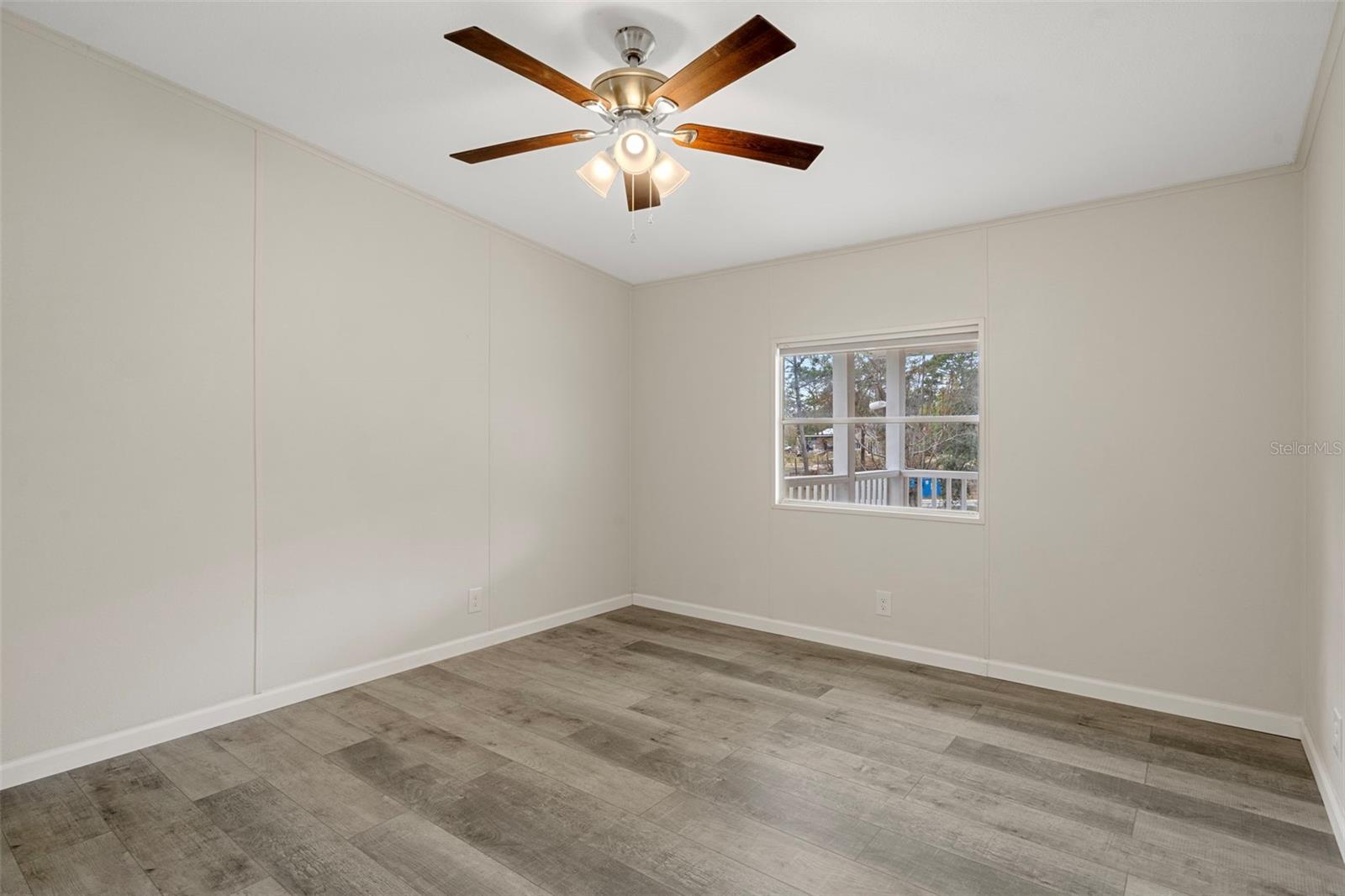 LEISURE HILLS SUB - Residential