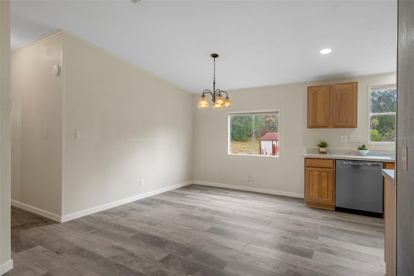 LEISURE HILLS SUB - Residential