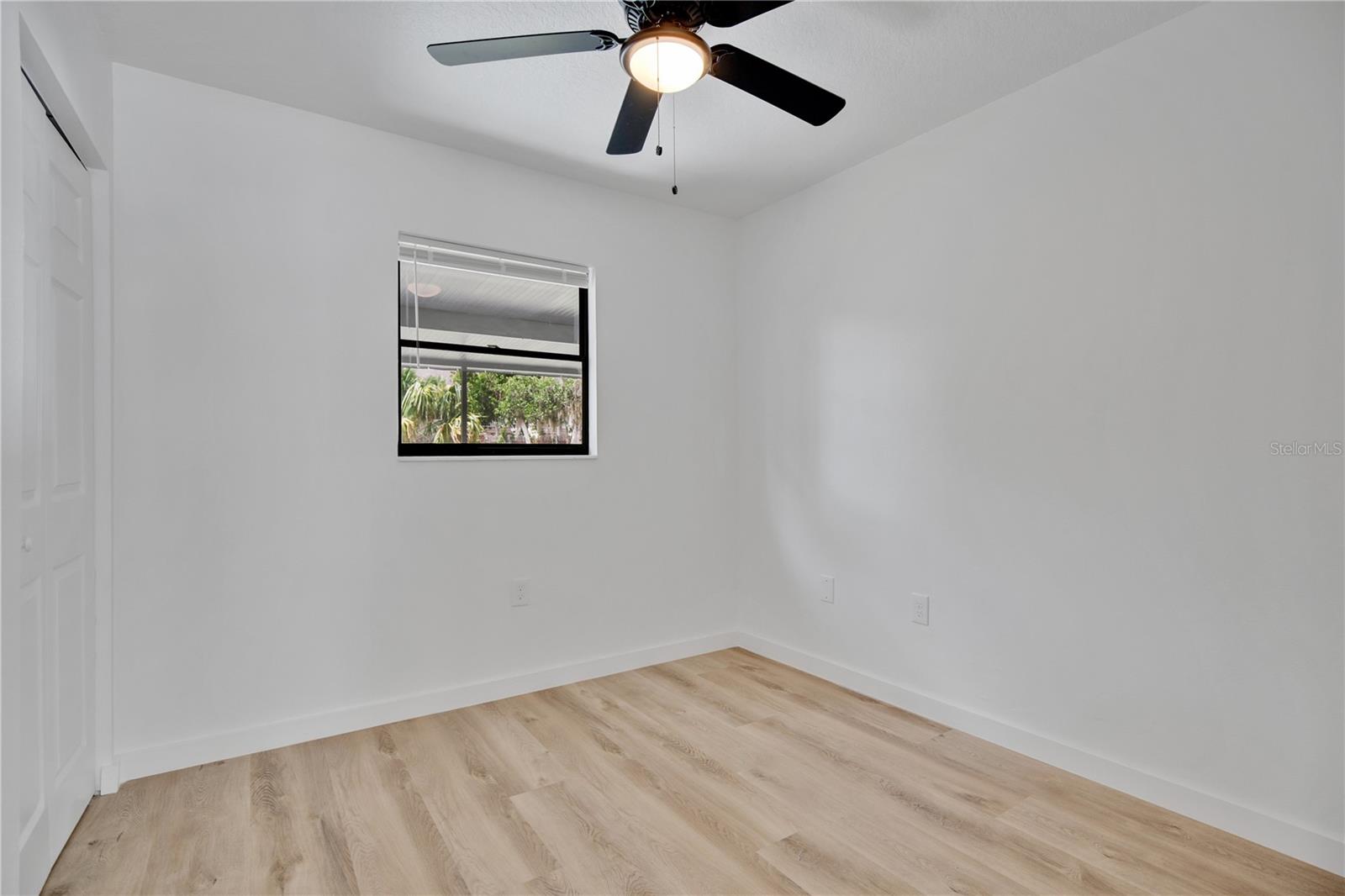 RIDGE HIGH 1ST ADD - Residential Lease