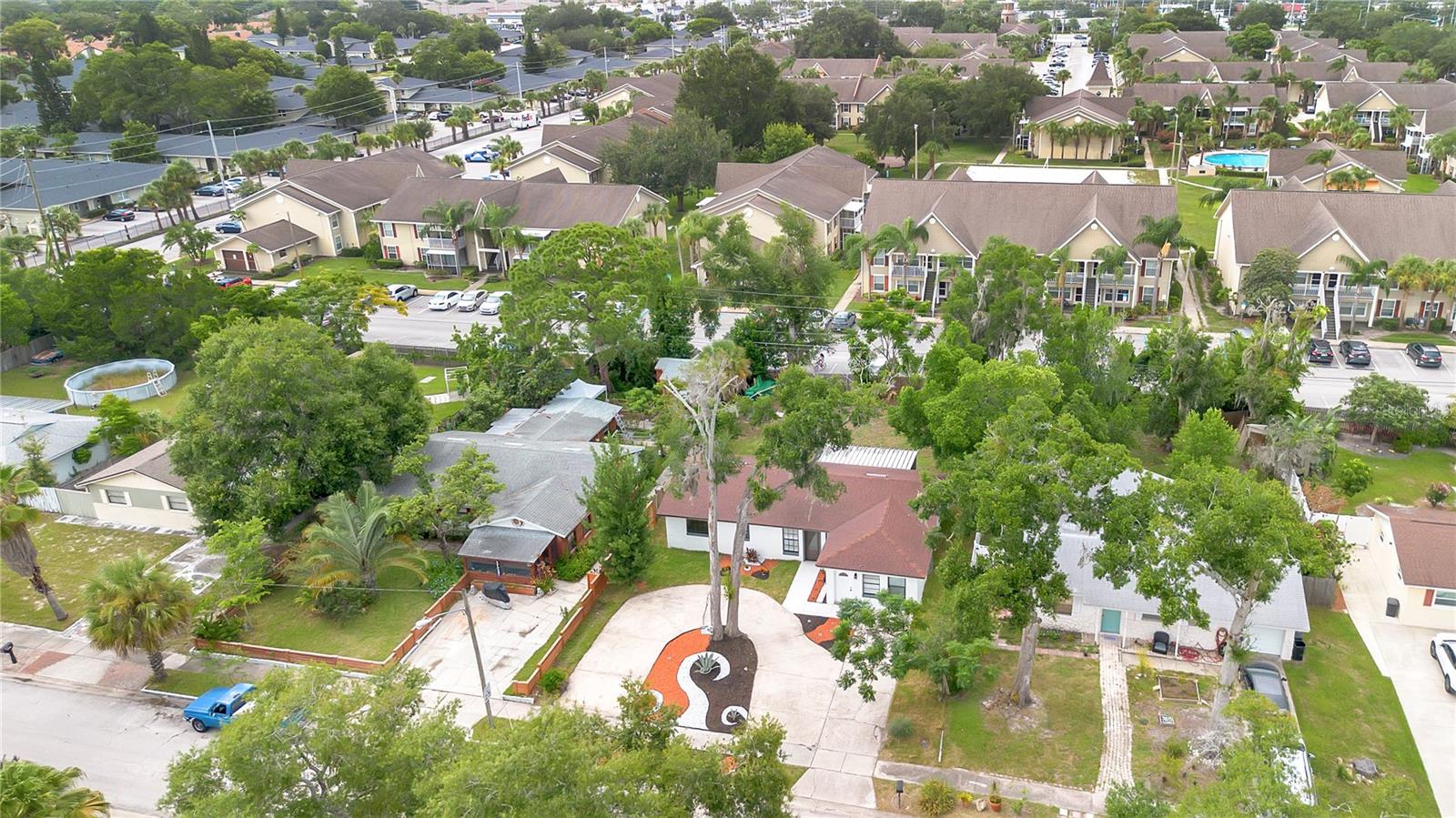 RIDGE HIGH 1ST ADD - Residential Lease