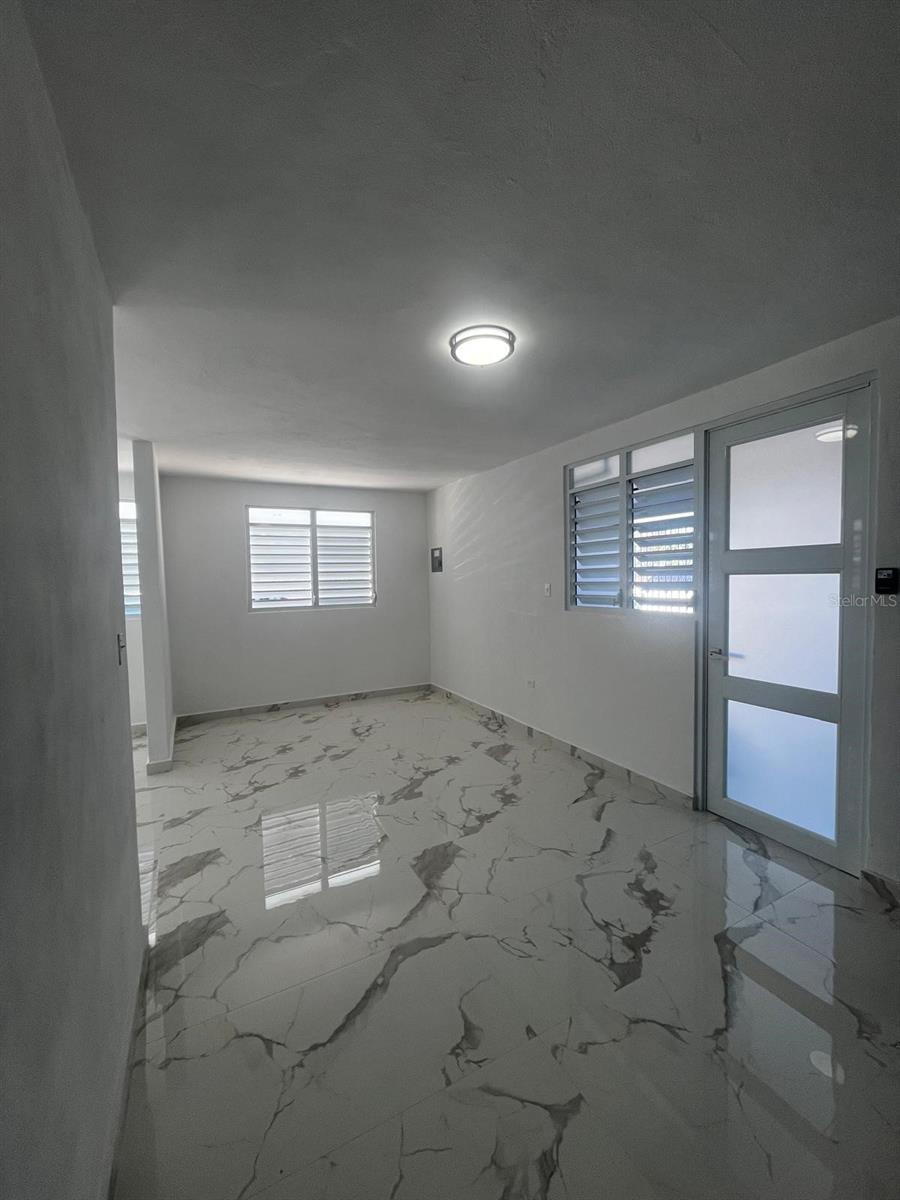 PUERTO NUEVO - Residential Income