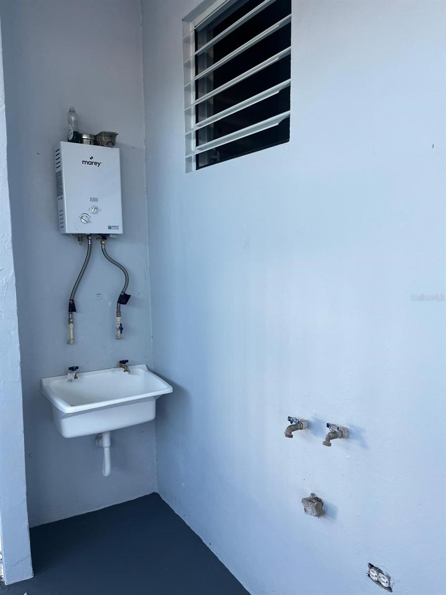 PUERTO NUEVO - Residential Income