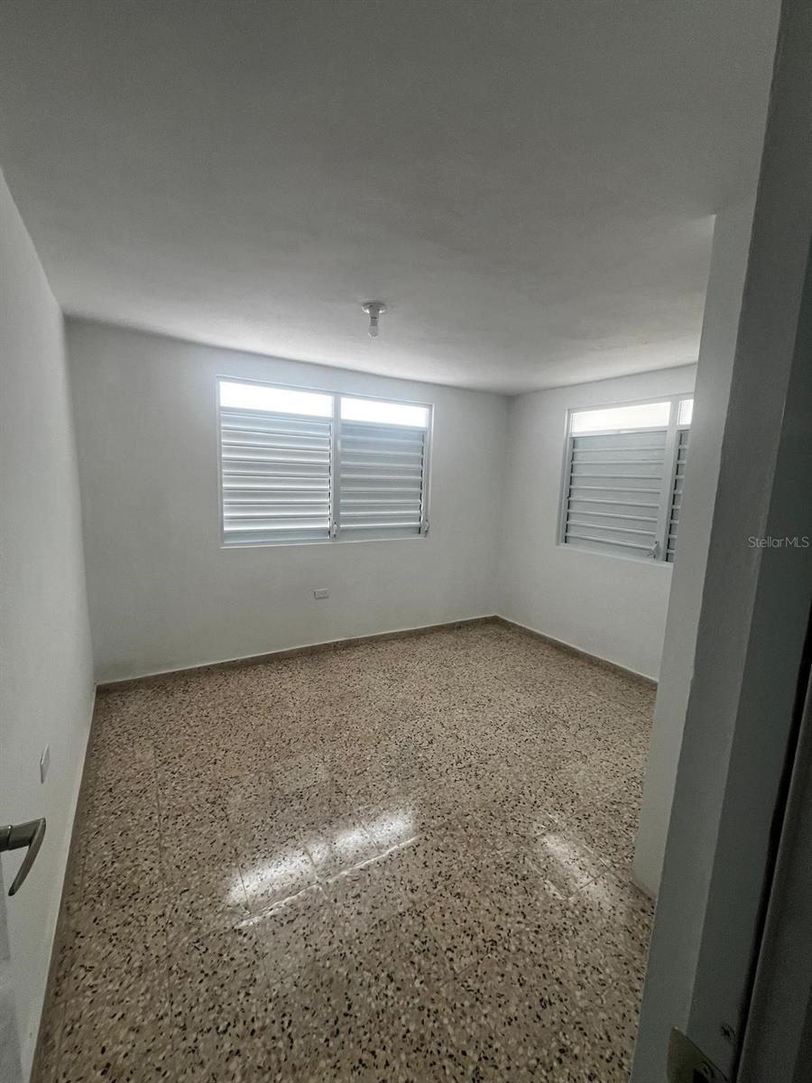 PUERTO NUEVO - Residential Income