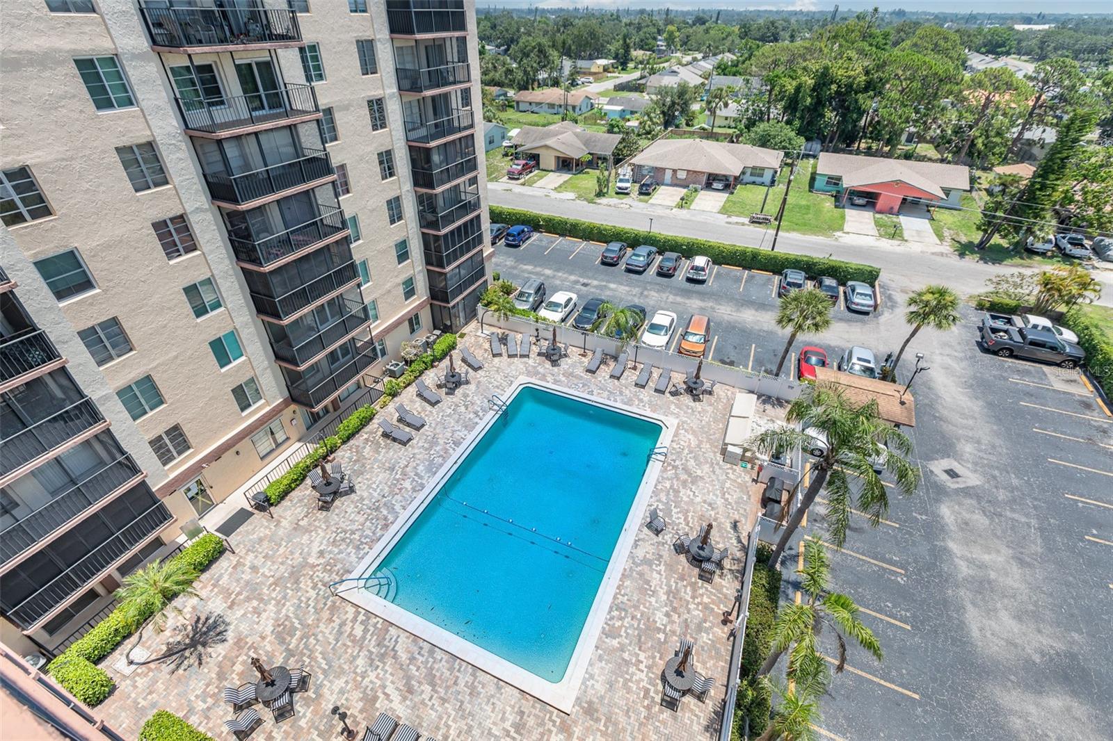 2901 26TH STREET W 815