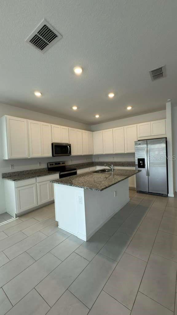 CYPRESS PARK ESTATES - Residential