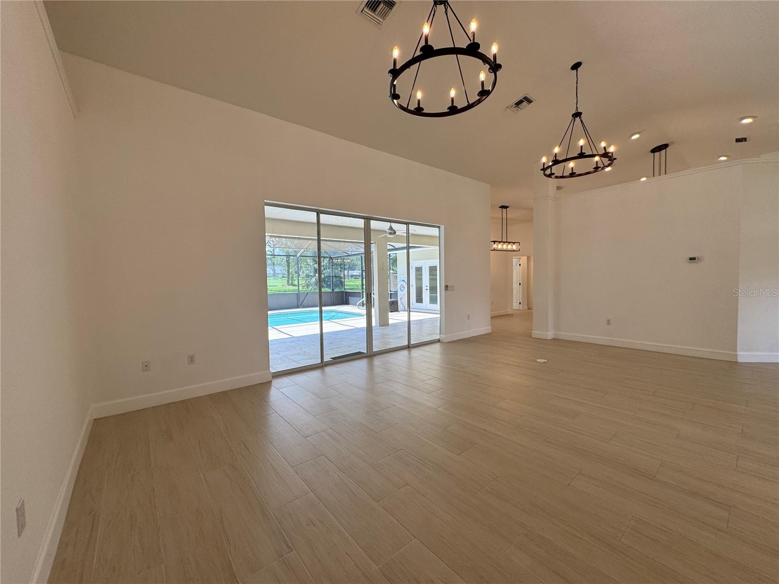 GOLDEN HILLS TURF & COUNTRY CLUB - Residential Lease