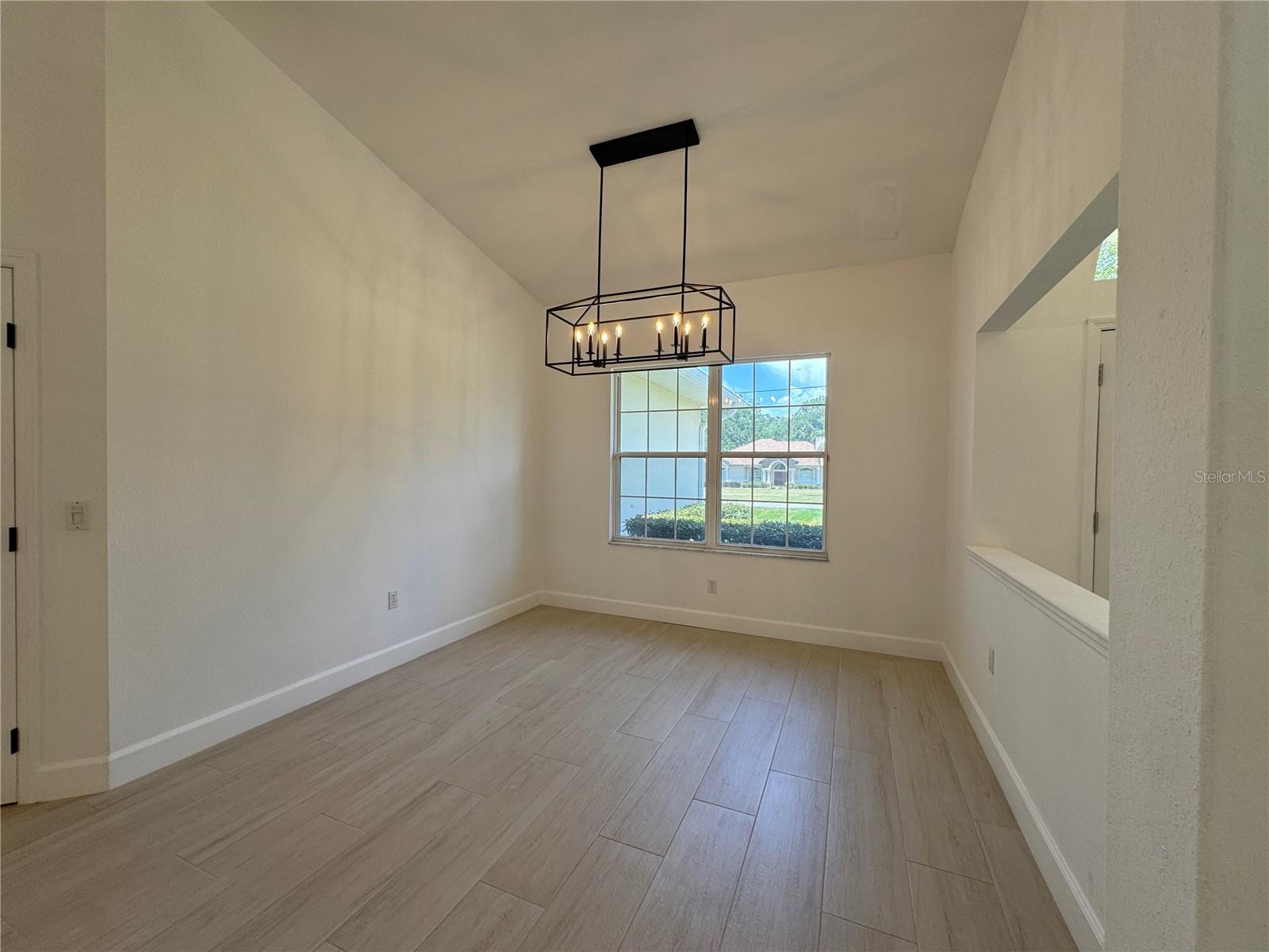 GOLDEN HILLS TURF & COUNTRY CLUB - Residential Lease