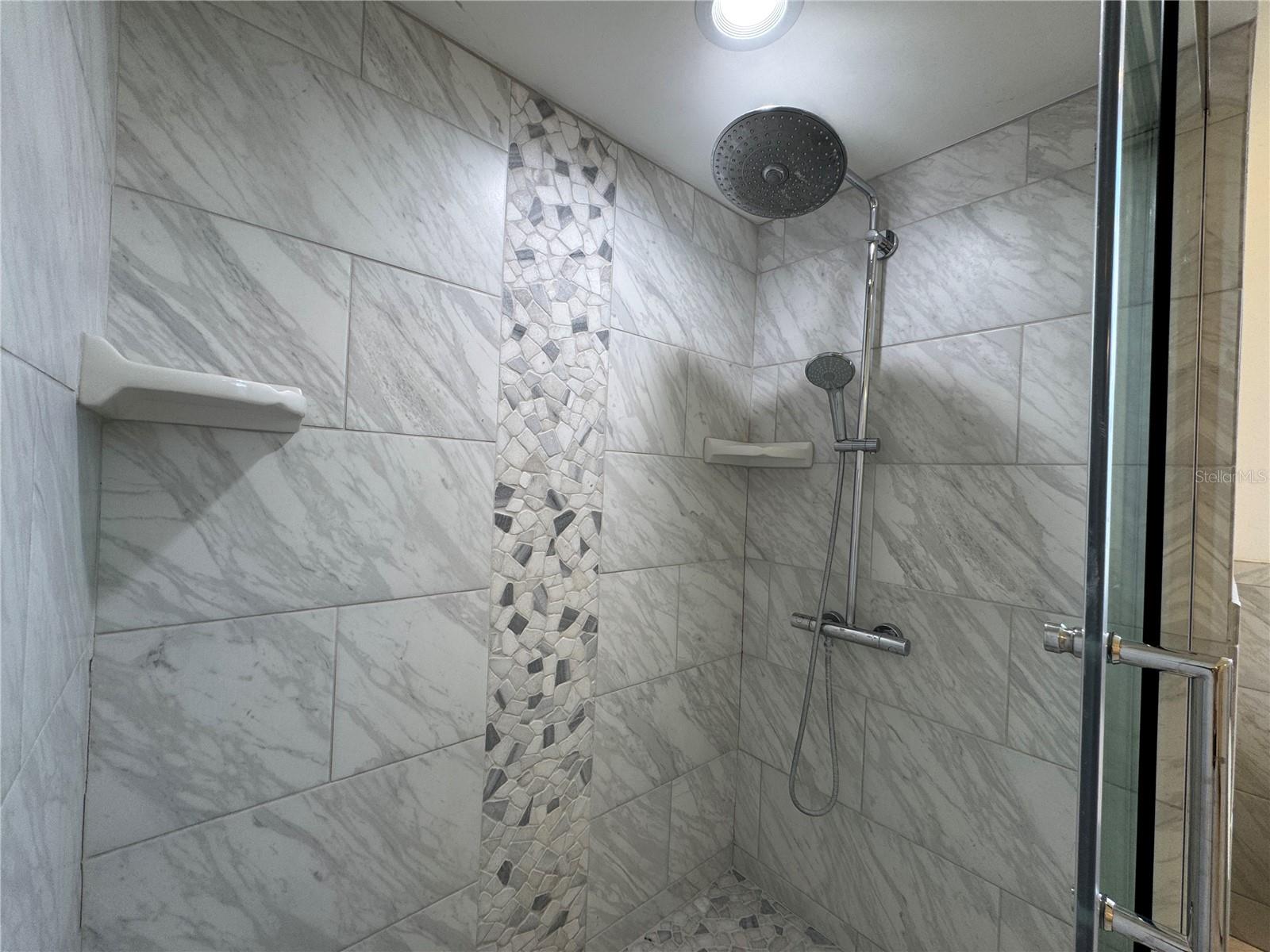 GOLDEN HILLS TURF & COUNTRY CLUB - Residential Lease