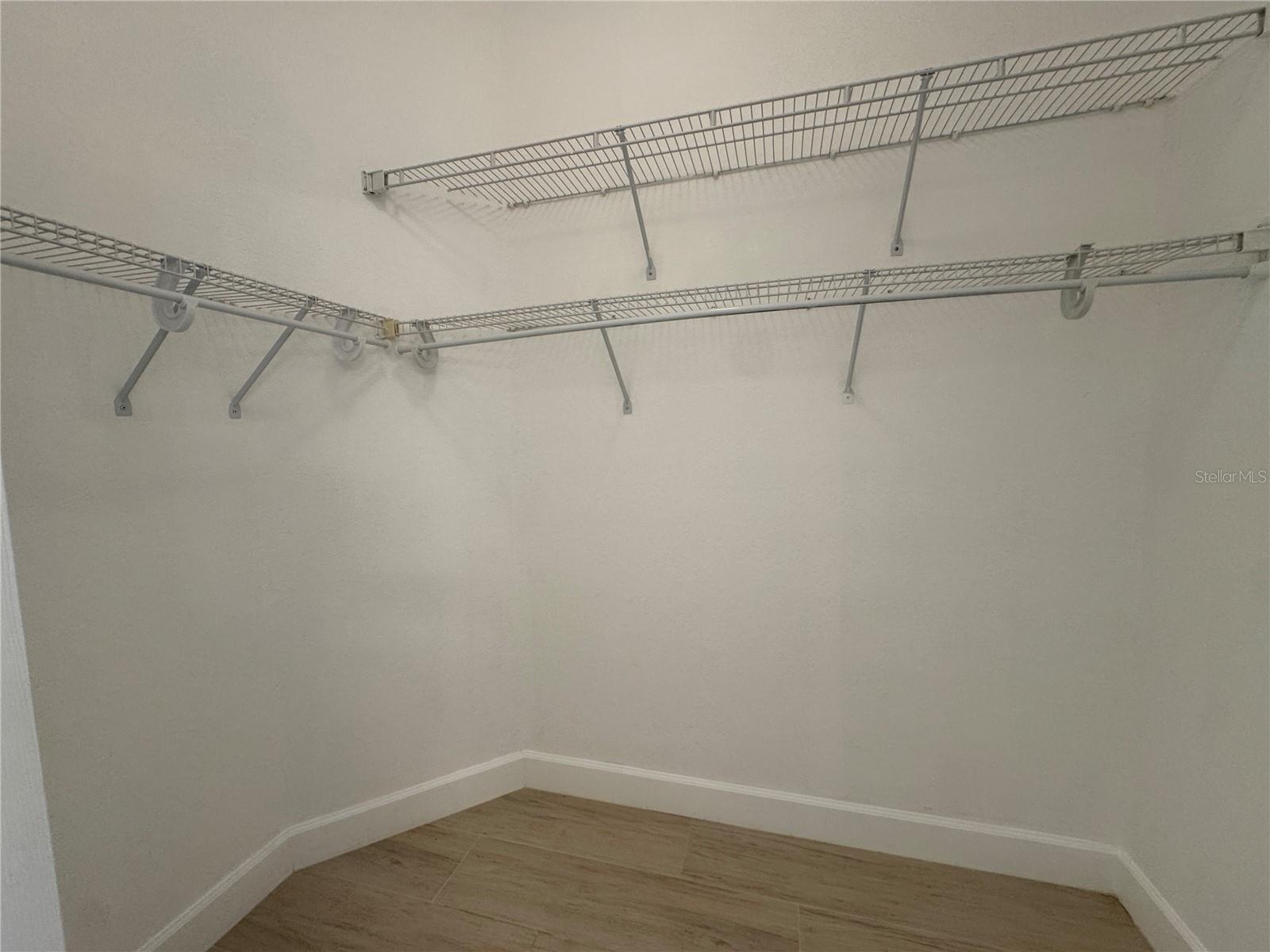 GOLDEN HILLS TURF & COUNTRY CLUB - Residential Lease