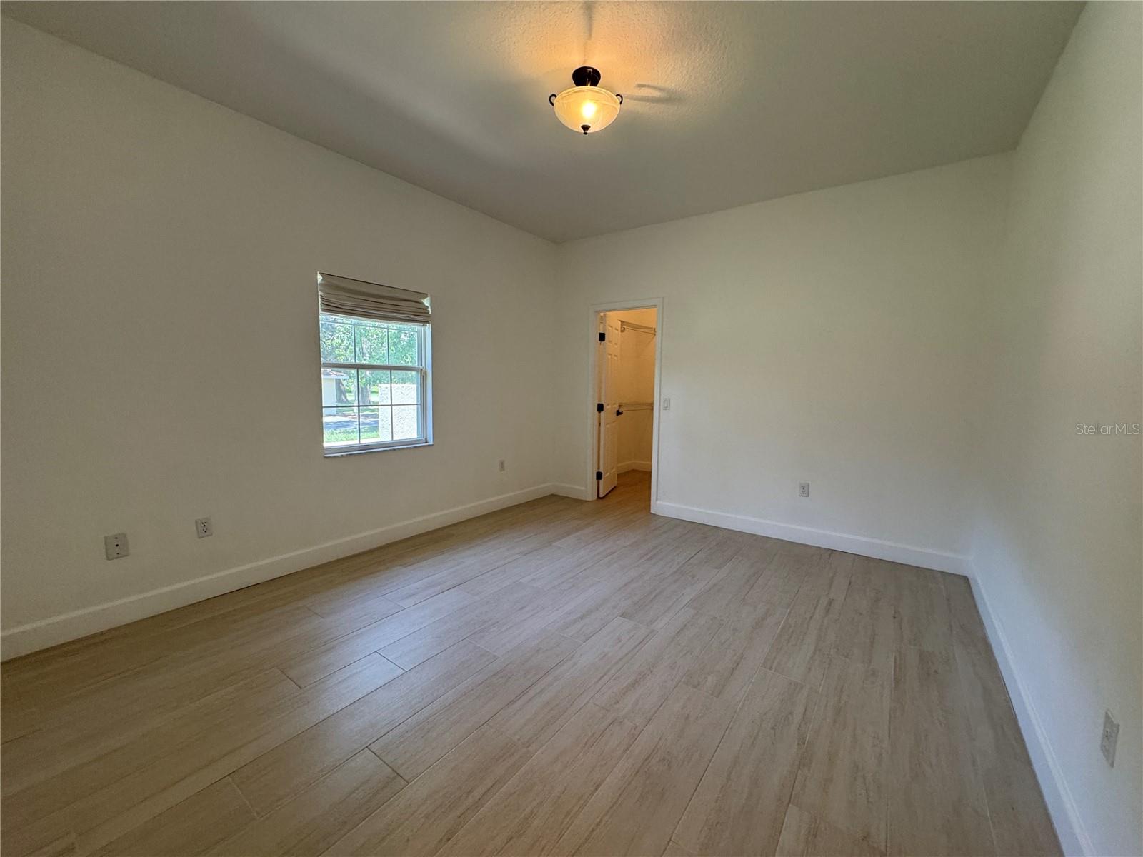 GOLDEN HILLS TURF & COUNTRY CLUB - Residential Lease