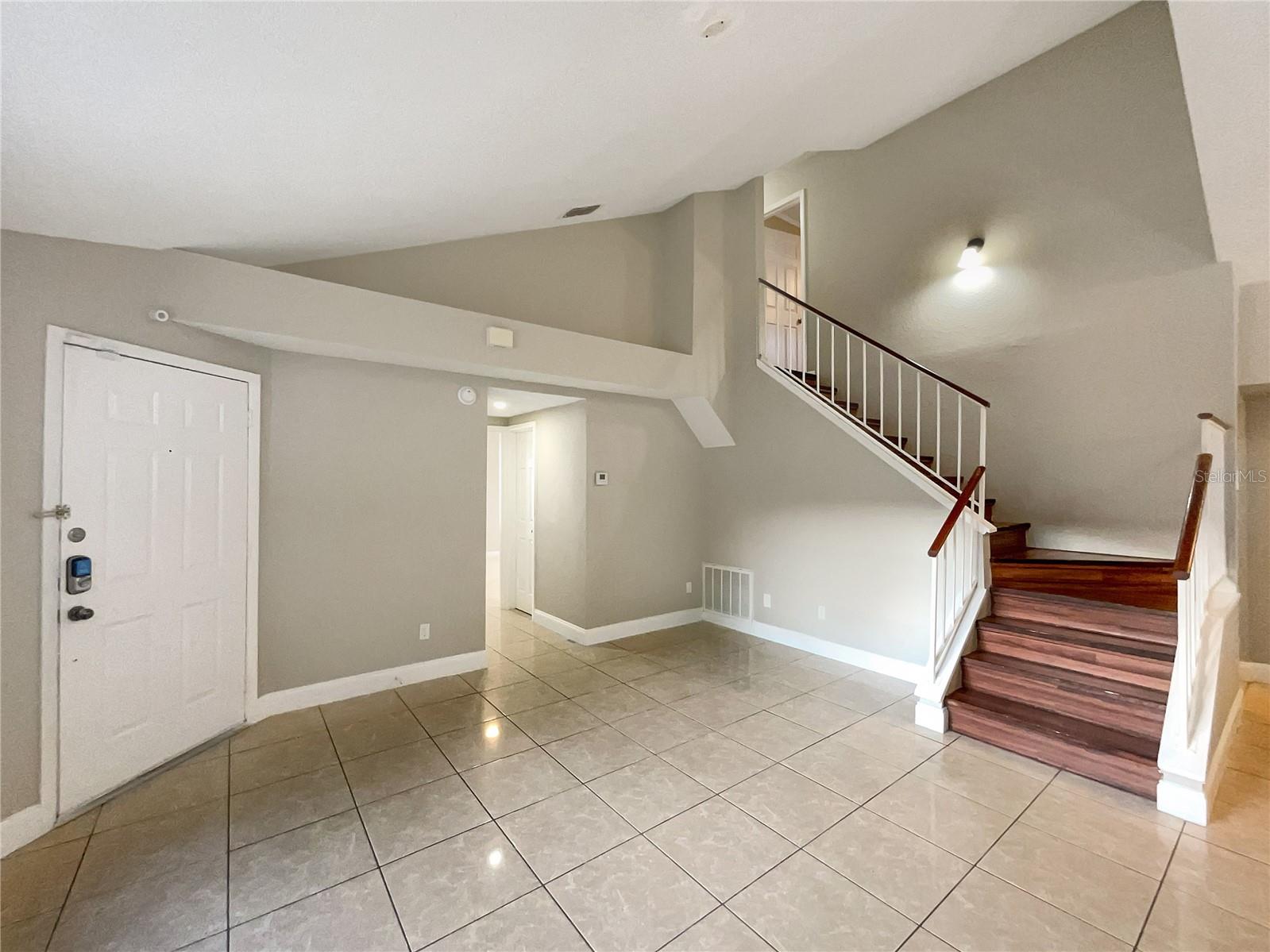 BAY POINTE PH 02 - Residential