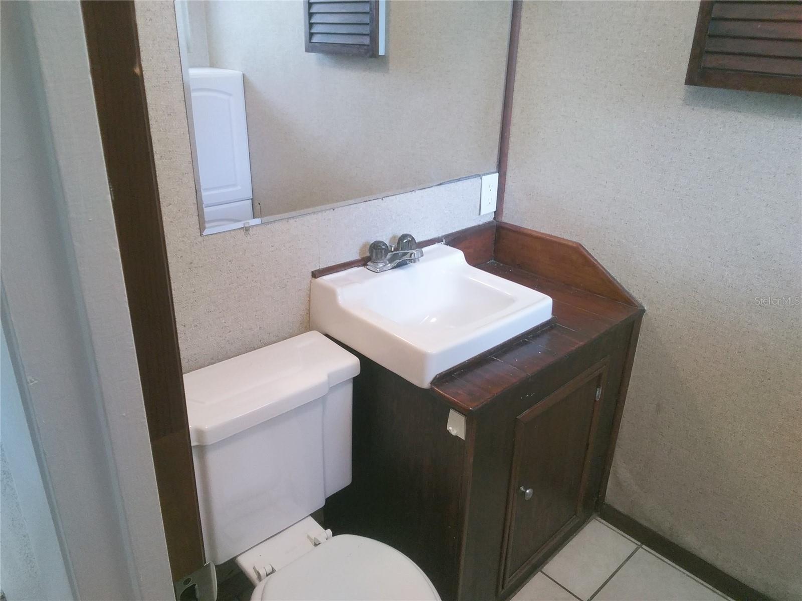 SOUTHWOOD VILLAGE FIRST ADD REP - Residential Lease