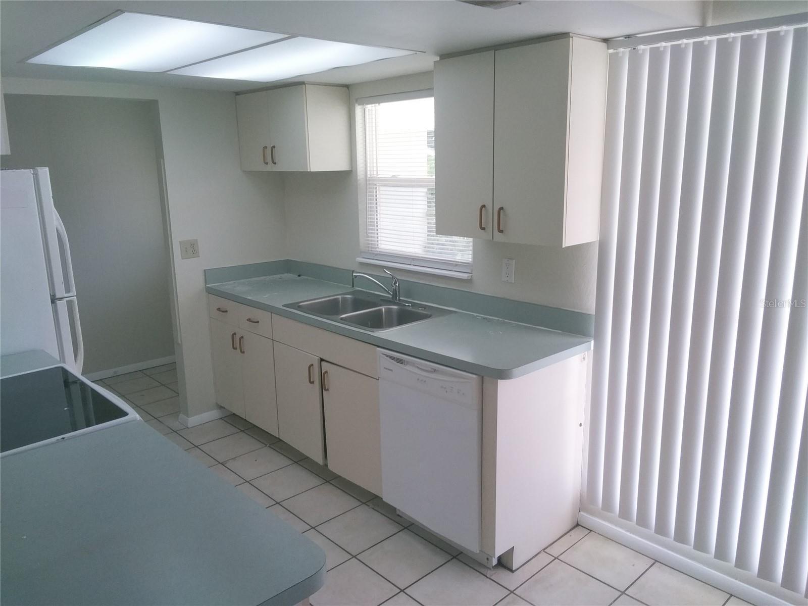 SOUTHWOOD VILLAGE FIRST ADD REP - Residential Lease