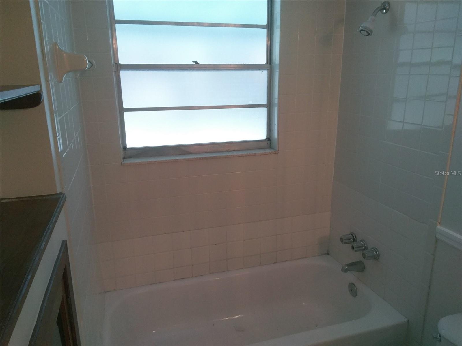 SOUTHWOOD VILLAGE FIRST ADD REP - Residential Lease